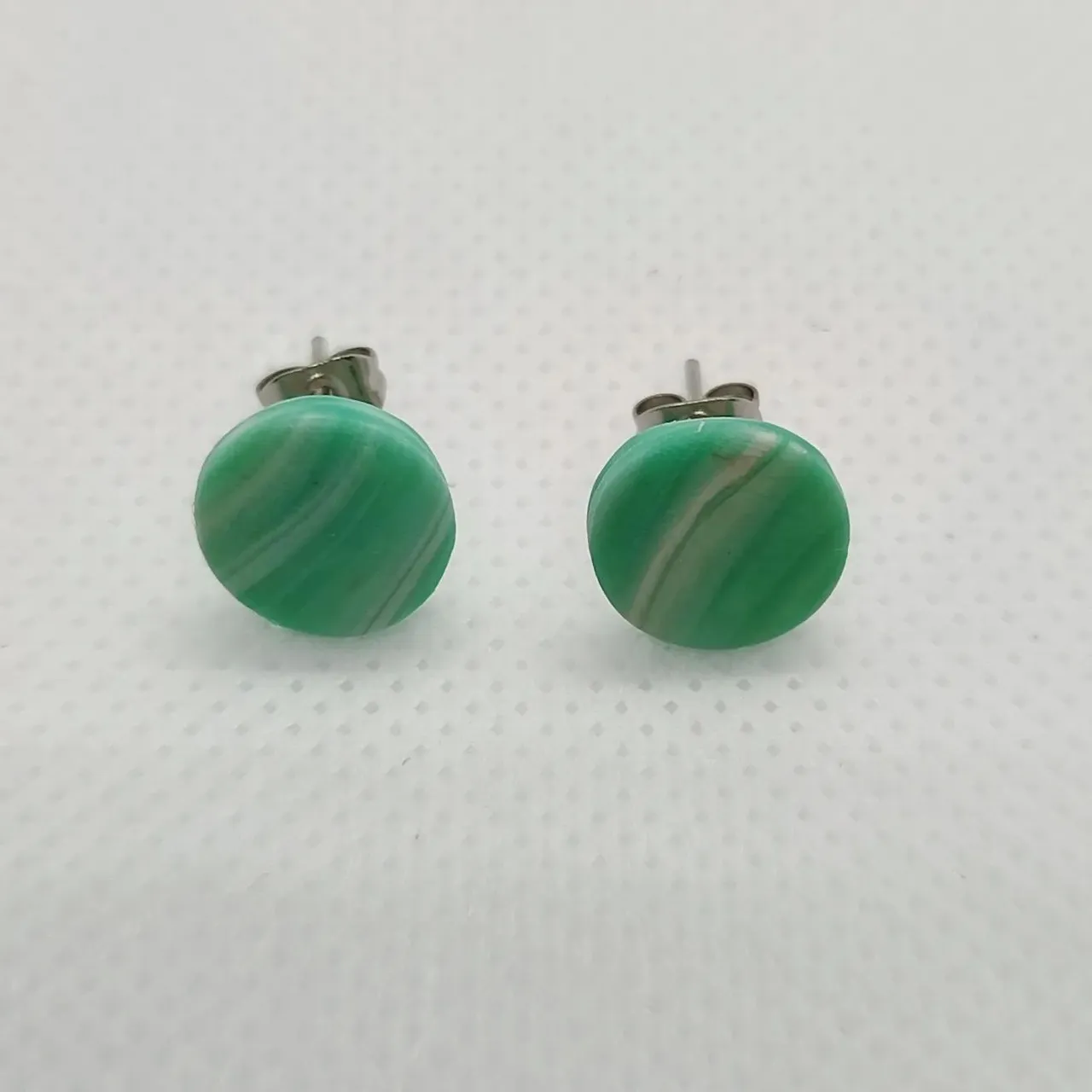 ¡Llega el finde y con él nuevas variedades y colores! ¡Puedes personalizar los diseños!🤗
..................
Do not hesitate!  Customize your designs! 🤗

#handmadejewelry #handmade #handmadeearrings #personalizables #pendientesartesanales #polimerclay #pendientes #handmadejewelry #handmade #handmadeearrings #colours #newcolours #customize