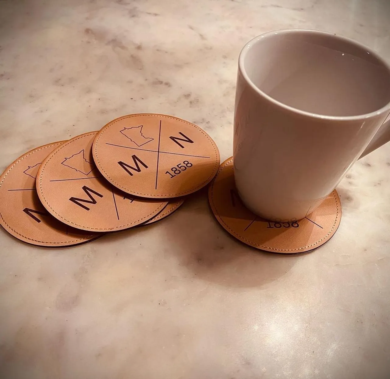 New customizable items only @suedeklothusa! American leather coasters customized with your specific design. Don’t use the same coasters that everyone else has! Get coasters that are uniquely you!
#coasters #homedecor #home #cups #mugs #madeinamerica #usa #america #dinner #dinnerideas #dinnerparty