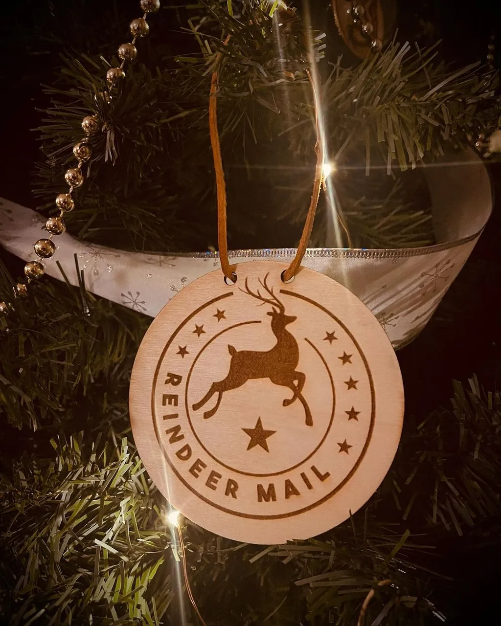 New ornament designs at SUEDE KLOTH. Get your custom design here. Link in bio

#christmasdecor #christmastreedecorating #christmastree #madeinamerica #usa🇺🇸 #handcrafted