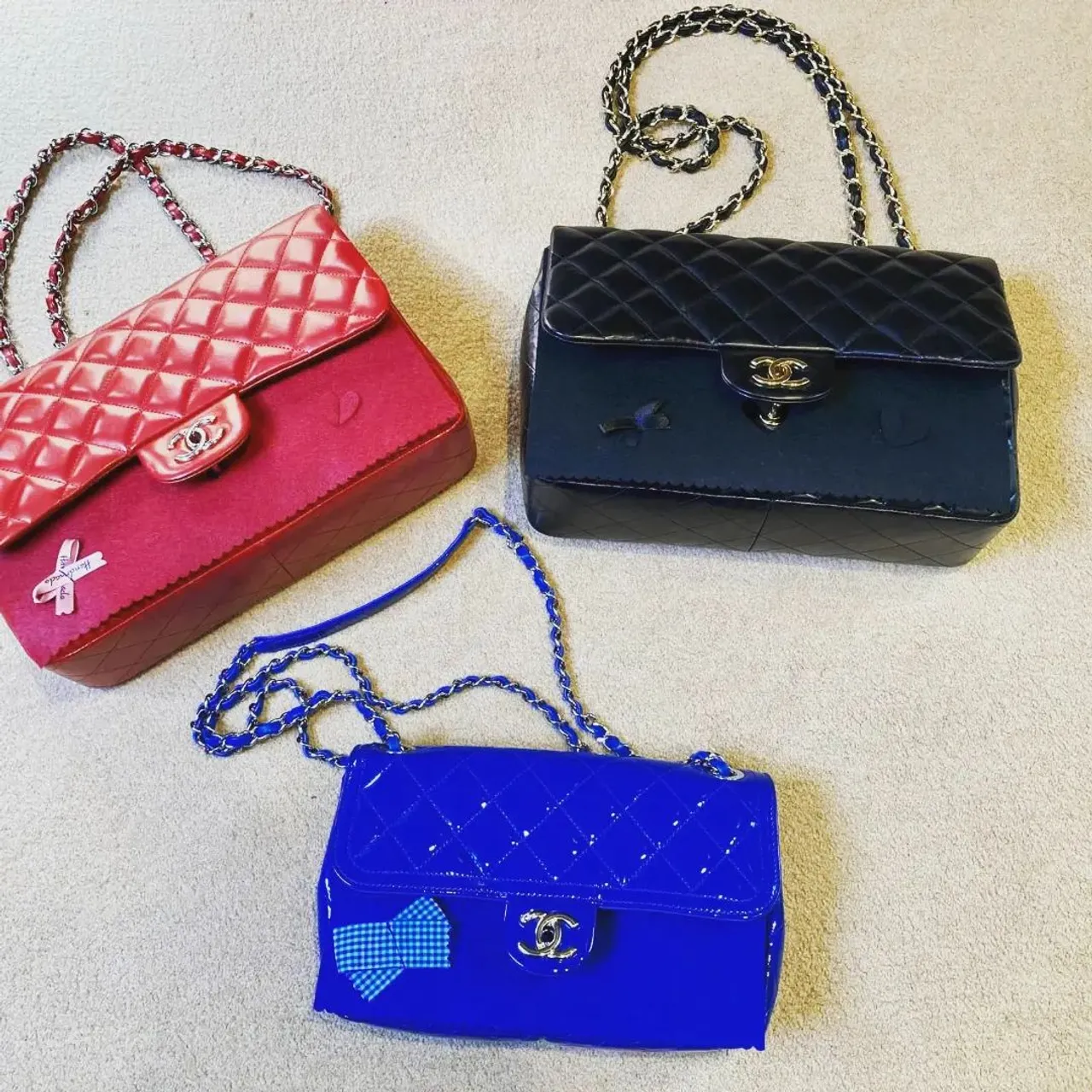 I just wanted to share recent customers pictures.  Nothing warms my heart more, please send them in anytime, even after a few months. I learn so much from these and perfect my products with your help.
🧵🪡
Chanel chain padded wrap
Chanel insert 
Lv favourite 
GG disco soho
LV sac retro
LV sac plat
LV PSM mini
LV passy
LV Kirigami conversion kit
CC flap protector 
👜
These bags all pretty bring me joy, I hope they do the same for you.  Thank you so much for sharing and recommending me #lbh #luxurybagheaven #bagorganizer #bagaccessories #lvaddict #lvbag #cc #chanel #flap #chanel #lvpsm #lvkirigami #lvsacplat #chanelmini #chanelflapbag
