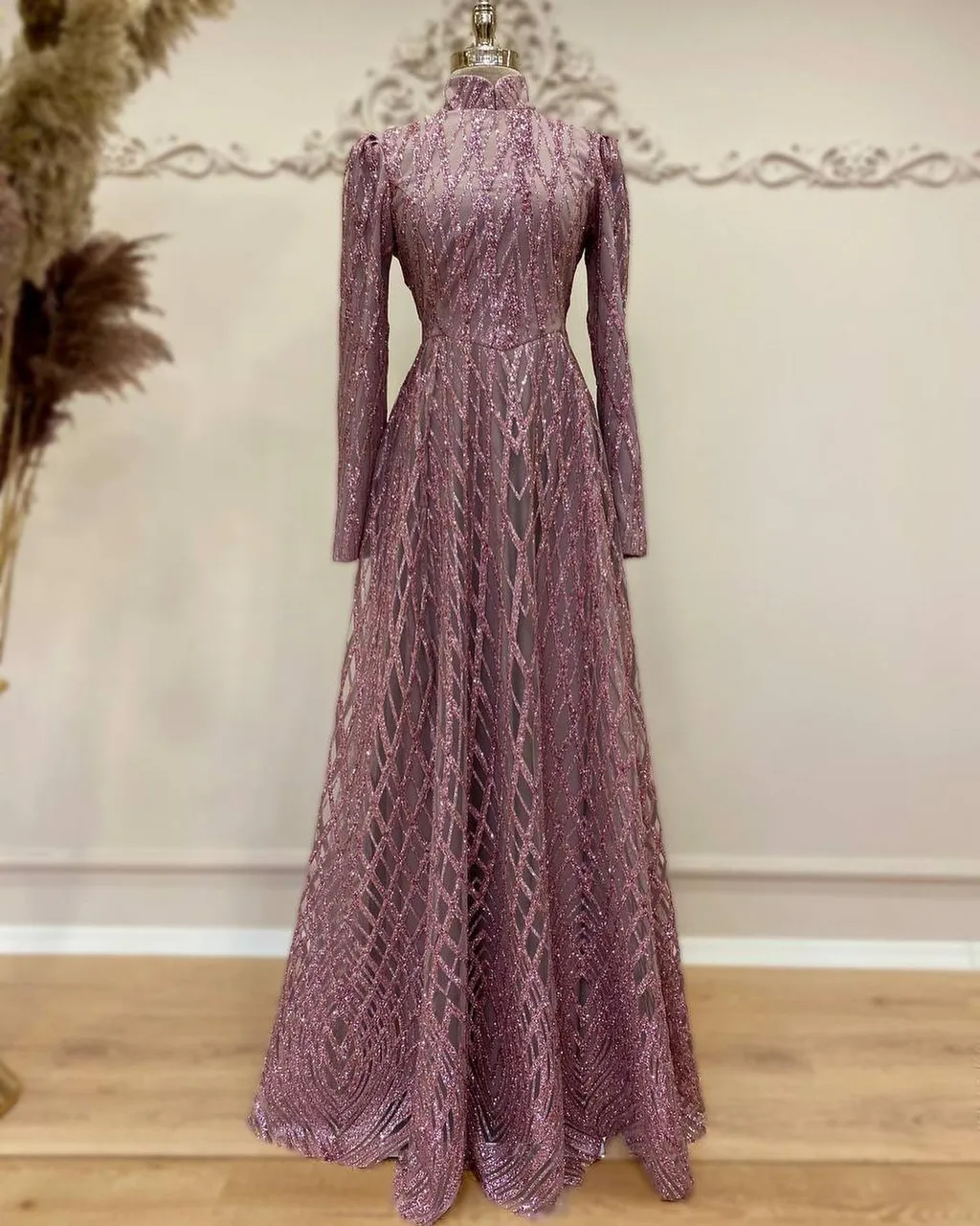 Salkım Abiye - Özel Tasarım 😍
Fiyat: 3000 TL (≈165 €) 💳
İlk alışverişinize özel 150₺ indirim ❤️
38-48 Beden Aralığı 💃
7 renk seçeneği (Sağa Kaydırın) 🌈
Türkiye ve Tüm Dünyaya Hızlı Kargo 🛩
Kredi Kartına Taksit İmkanı

Salkım Hijab Evening Dress😍
Price: 165€ - 164$
38-48 EU Sizes Available
7 Color Option 🌈
Wordwide Express Delivery 🚚 
#tesettürabiyemodelleri #hijabfashion #hijablove #tesetturbutik #tesetturnisanlik #hijab #hijabootd