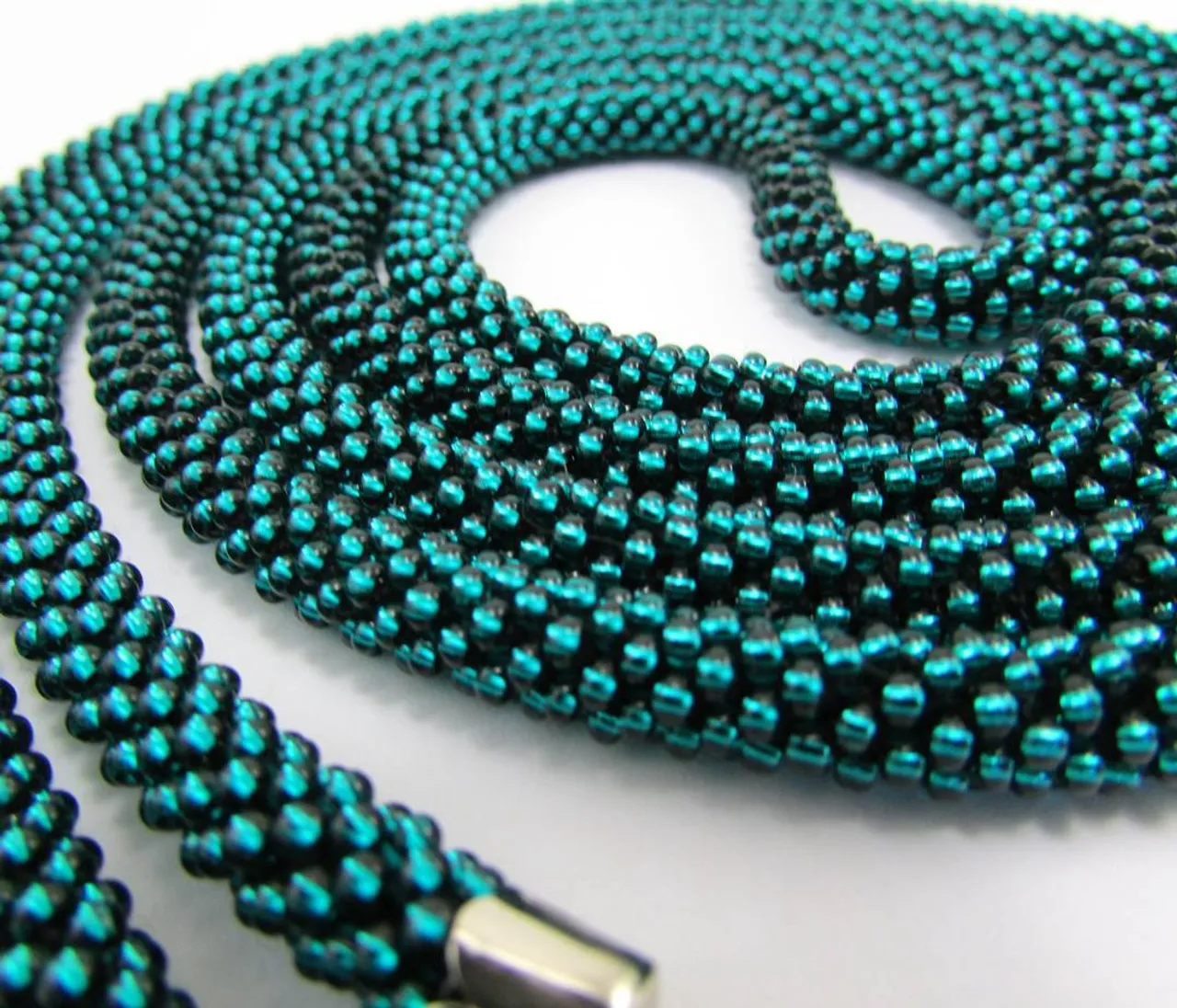 зеленннь! что бы это могло такое быть? скоро покажу😝

#beadwork #beadcraft #beads #green #жгутизбисера #зеленый #изумрудный #оригинальноеукрашение #бисерныйжгут #бисер #оригинальныйаксессуар #handmade #handmadeaccessories #handmadejewellery #handmademoscow #beadart #бисероплетение