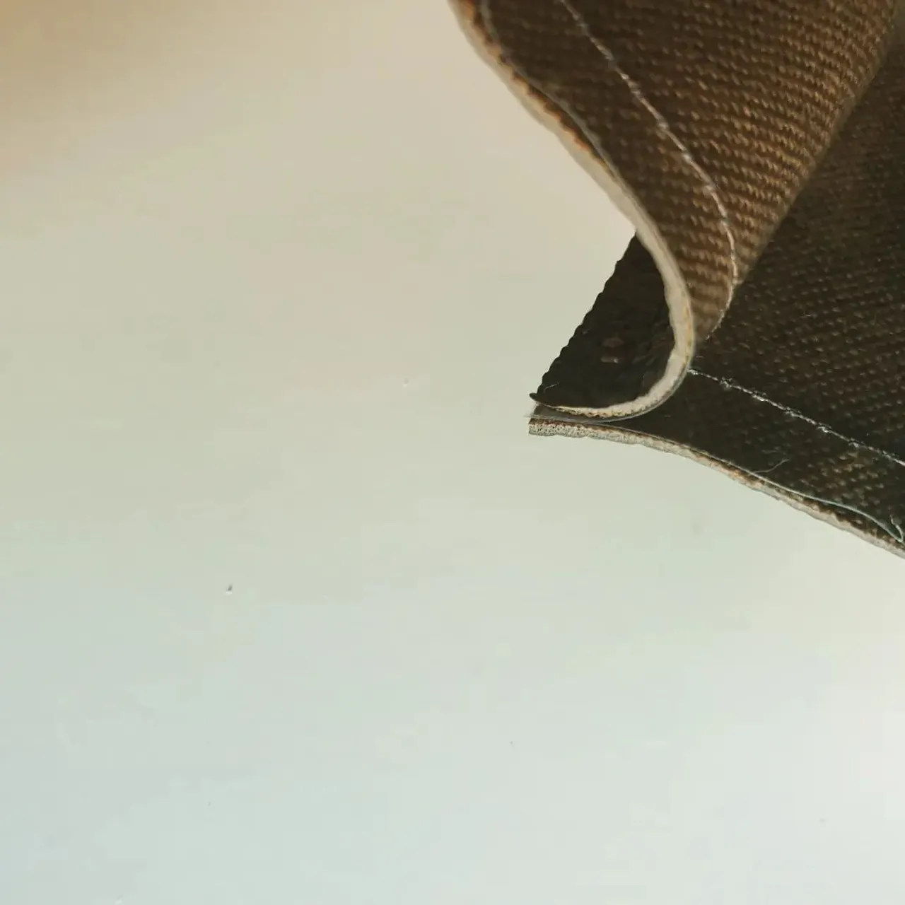 Finished on high note 🤞 repurposed canvas for a hand gel holder. Heading to a lovely customer who I met on Ebay! It's repeated customs that keep my heart going and I am so happy to offer the first of this NEW product to M. 😘  Wipeable interior from spillages #blessing #smallbusiness #onewomanband #bestcustomers #canvas #upcycle #upcycled #covid #slg #lvmonogram #lvspeedy25