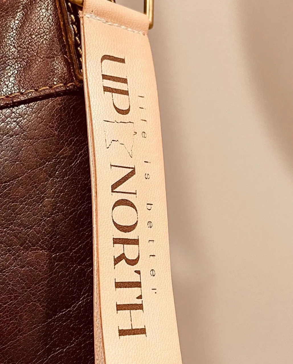 Get your very own custom key chain, purse latch, or suitcase identifier today! Customizable to your exact needs. These are wonderful for travel. Put your info inside this lovely double leather identifier. Spice up your purse with a design that is your very own. The sky is the limit on design! Get yours only @suedeklothusa ! 

#travel #keychains #keychain #keys #house #car #suitcase #purse #custom #drive #home