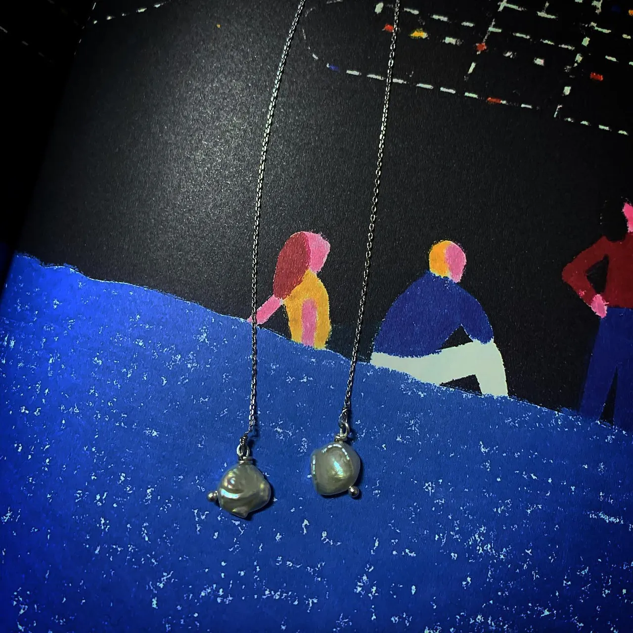 Pearl rain 
#발레리오비달리 #하이케팔러 #인생그림책

#핸드메이드주얼리 #오더메이드주얼리 #금속공예 #금속공예가 #디자이너주얼리  #갤러리 #주얼리선물 #핸드메이드 #천연석주얼리 #진주