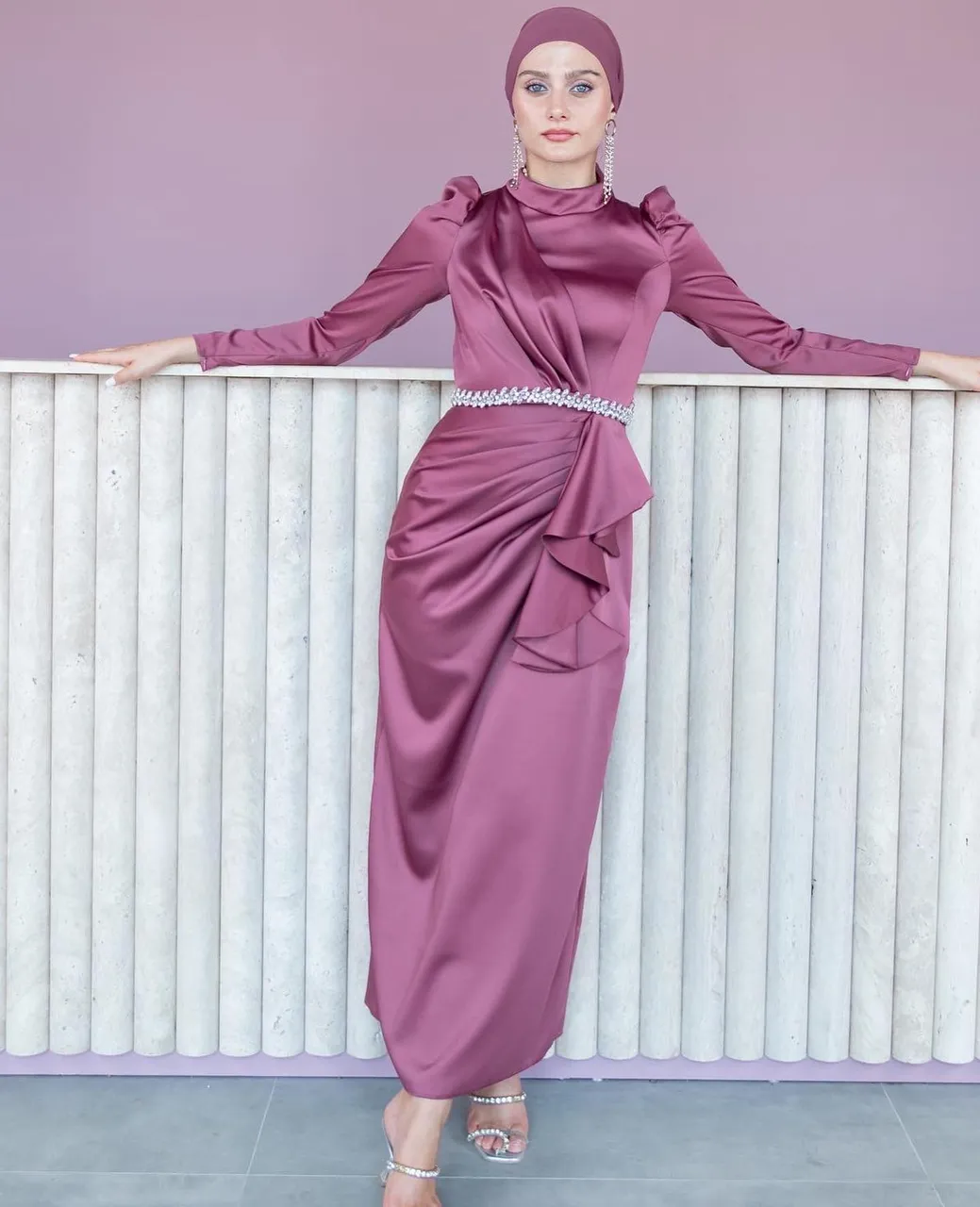 Buket Abiye💕
Beldeki taş detayları ve volanlarıyla gösterişli kalem elbisemizde hangi reenk?
İlk alışverişinize özel 150₺ indirim ❤️
36-44 Beden Aralığı 💃
3 harika renk seçeneği  ve güzellik detayları kaydırmalıda🌈
Türkiye ve Tüm Dünyaya Hızlı Kargo 🛩
Kredi Kartına Taksit İmkanı 
Buket Hijab Evening Dress😍
38-44 EU Sizes Available
3 Color Option 🌈
Wordwide Express Delivery 🚚 
#tesettürabiyemodelleri #weddingdresses #muslimweddingdress#hijabfashion #hijablove #tesetturbutik #tesetturnisanlik #hijab #hijabootd#eventdress#muslimdress #davetelbise #kalemelbise #modestclothing#eventdress #eveningdress #muslimwear#hijabwear #tasarımelbise