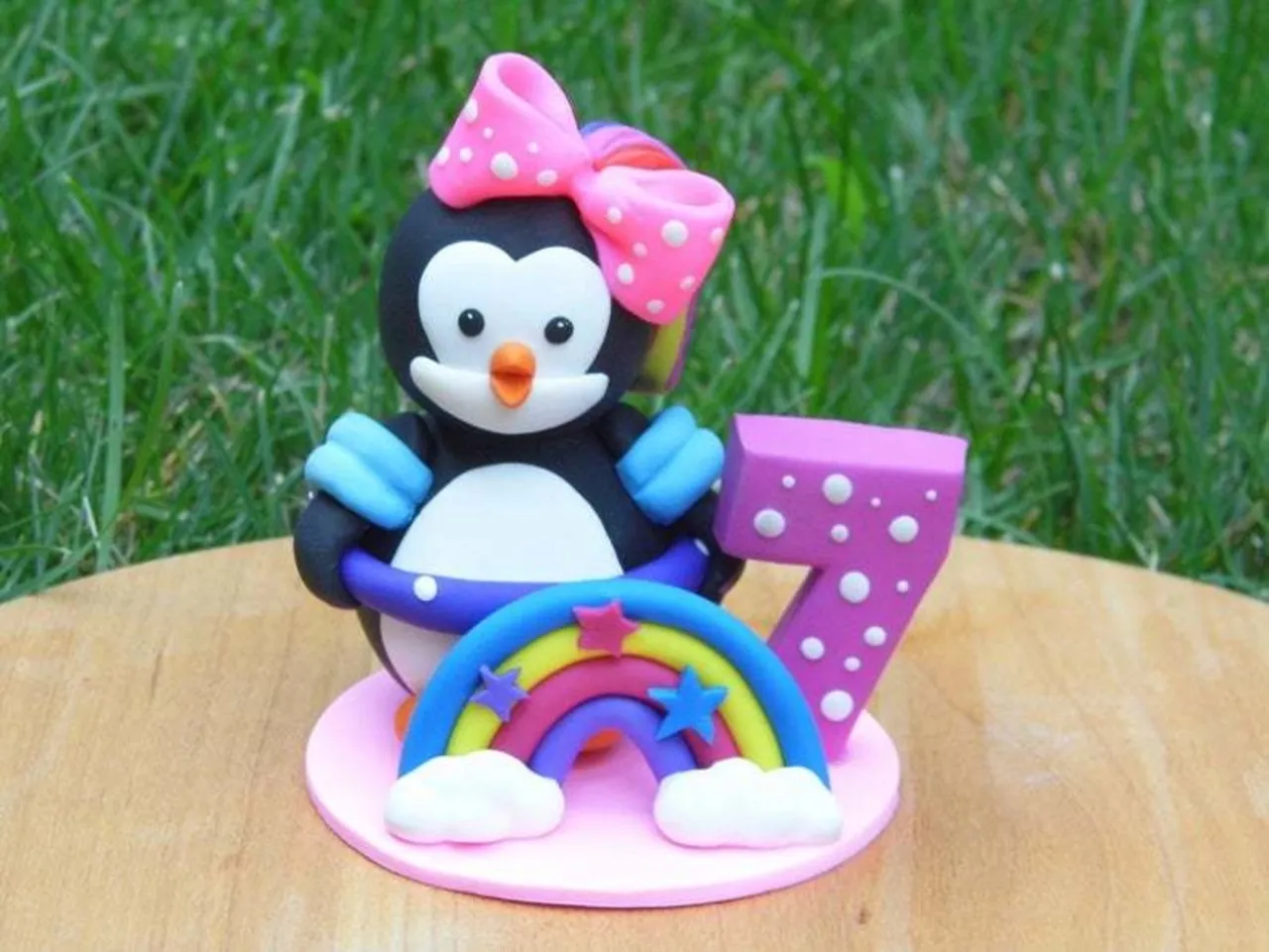 Well well well, someone is getting ready for a good swim.
Safety first. π
Adorable young lady Emilia is crazy about penguins.
This penguin is her idea, Iβm just a finger machine to make the figurine according to her expectations.
Shop is as always in my bio ππ
#penguins #penguinstagram #Etsy #Etsyseller #birthdaycaketopper #cakedecor #Ilovepenguins #figurines #creation #penguinlove #handmadecrafts #handmadeart #cake #cakedecorating #cakeideas #loveanimals #figuresanya #polymerclayartist #artist #polymerclay #cakestyle #selling #caketopper