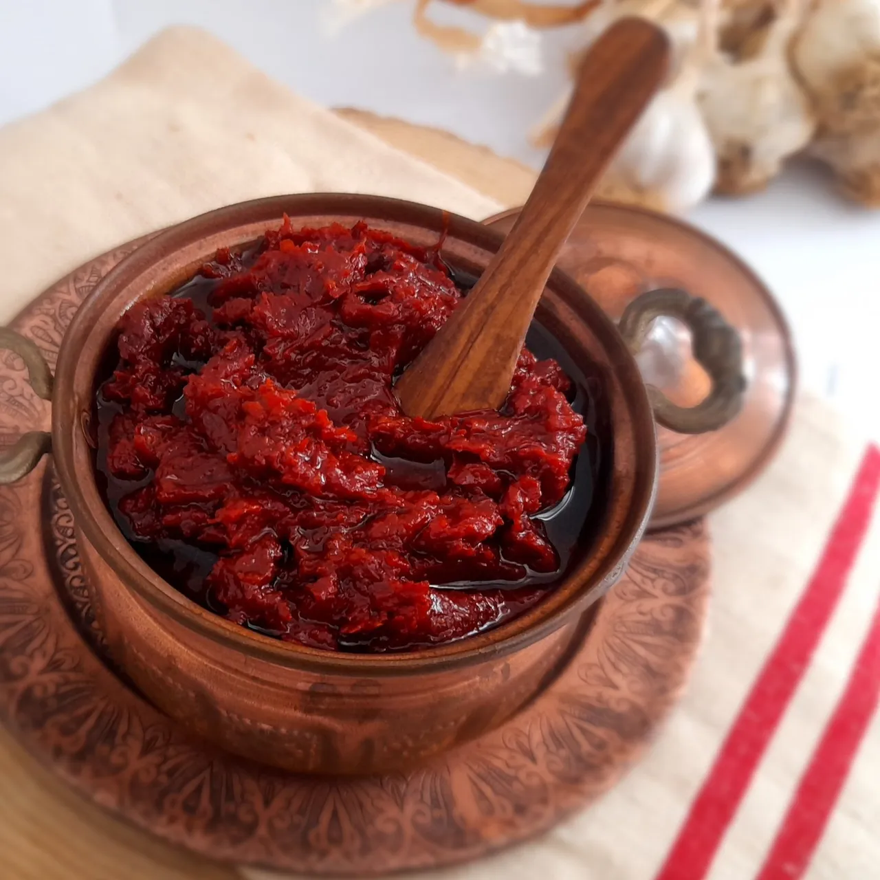Homemade Red Pepper Paste | Organic Traditional Turkish Paprika Paste, Homemade Sauces, Pepper Sauce

#etsy #etsyshop #etsyseller #etsysellersofinstagram #homemade #turkishfood #tomatopaste #pepperpaste