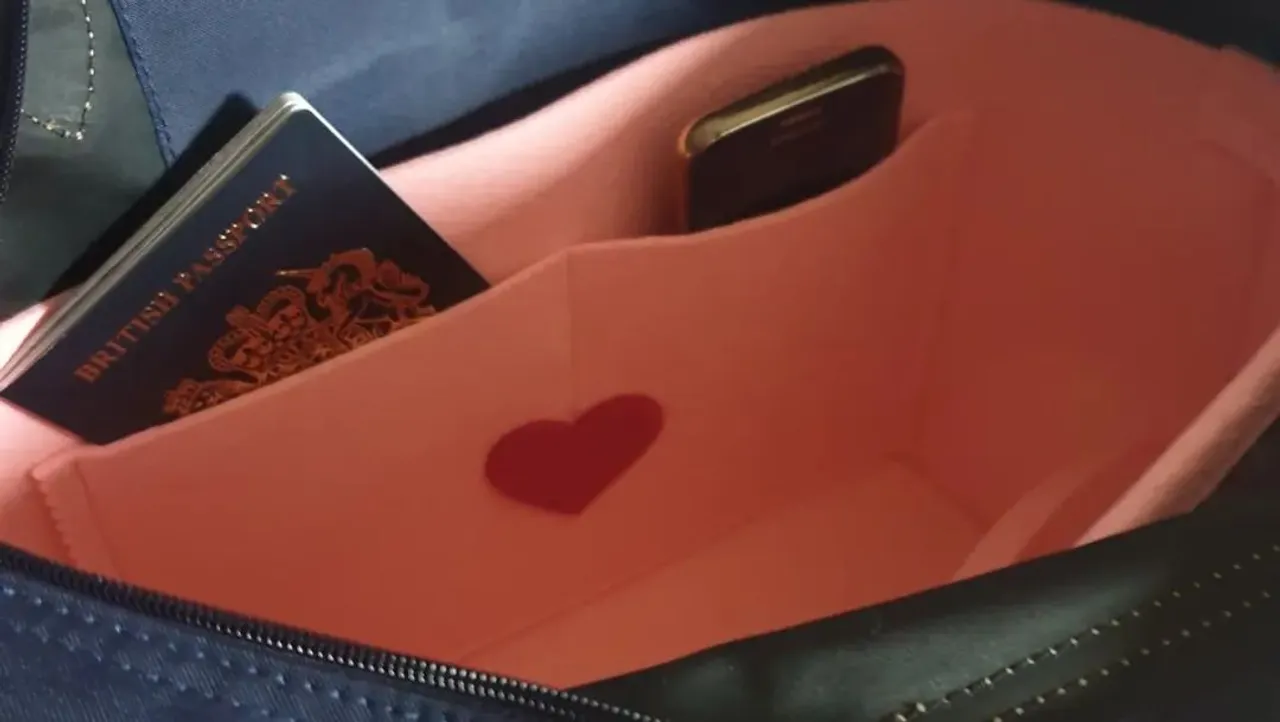 A week full on Longchamp with more to follow next week!
New conversion kit, 
A large tote organiser and a video to review the pouch with handle. 
All available on www.luxurybagheaven.com 
Longchamp shop
#louisvuitton
#speedymini #nanospeedy #speedynano #speedyhl #longchamplepliage #longchamp #longchamplepliageneo #longchamplepliagebackpack  #longchamppouch #pouchwithhandle #lomgchampxs #longchamppouchette #luxurybagheaven