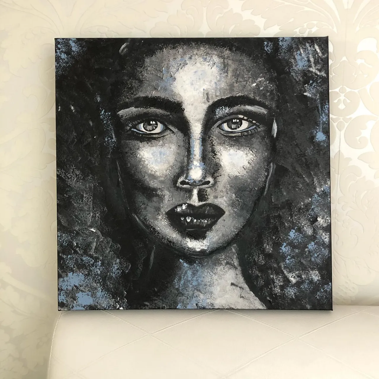 *SOLD* Black&white with a touch of blue 
Acrylic on canvas 50x50cm @delphiangallery

#acrylicpainting #acryliconcanvas #painting #contemporaryart #artist #obraznasprzedaż #artforsale #handmade #uniquepainting #blackandwhite #konst #delphianopencall