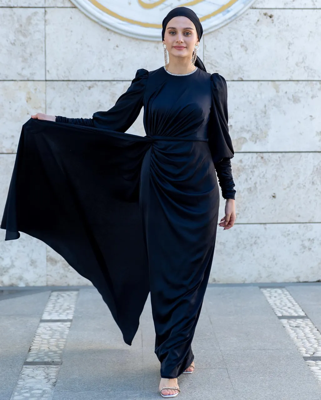 Lavin Abiye 😍
Fiyat: 1200 TL (≈66 €) 💳
İlk alışverişinize özel 150₺ indirim ❤️
38-44 Beden Aralığı 💃
4 renk seçeneği (Sağa Kaydırın) 🌈
Türkiye ve Tüm Dünyaya Hızlı Kargo 🛩
Kredi Kartına Taksit İmkanı

Karel Hijab Evening Dress😍
Price: 66€
38-44 EU Sizes Available
4 Color Option 🌈
Wordwide Express Delivery 🚚 
#tesettürabiyemodelleri #hijabfashion #hijablove #tesetturbutik #tesetturnisanlik #hijab #hijabootd#tasarımabiye #muslimwear #hijabwear #muslimweddingdress #weddingdress #eveningdress