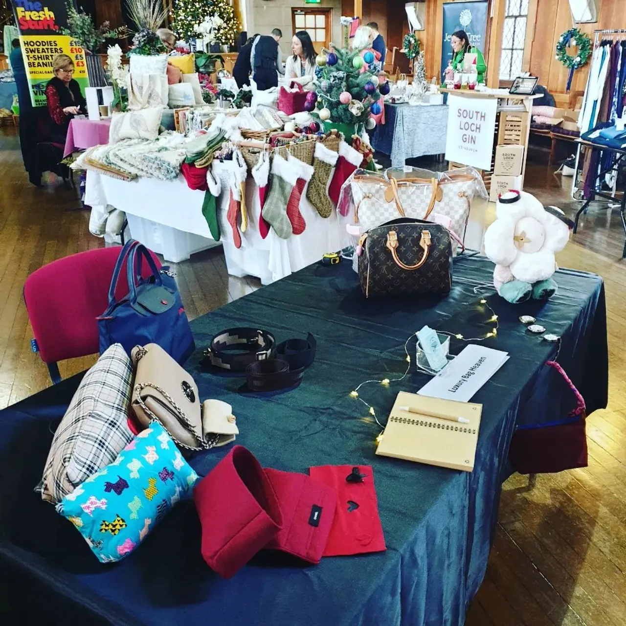 My first attempt of a winter Market stall.
I have spent the day in
Merchiston Castle School, Edinburgh
And spoke to lots of lovely ladies about Luxury Bag Heaven.
I was happy to connect with local community and met a few bag enthusiasts...🤩 you bet we could have talked for hours...!
Until next time.
Moria ❤
#merchiston #newventure #smallbusiness #edinburghbusiness #onewomanband #luxurybagheaven #christmas2022 #christmasmarket #madeinuk #madetoorder #louisvuitton #longchamplepliage #speedy25 #lilymulberry #bagorganizer #baghook