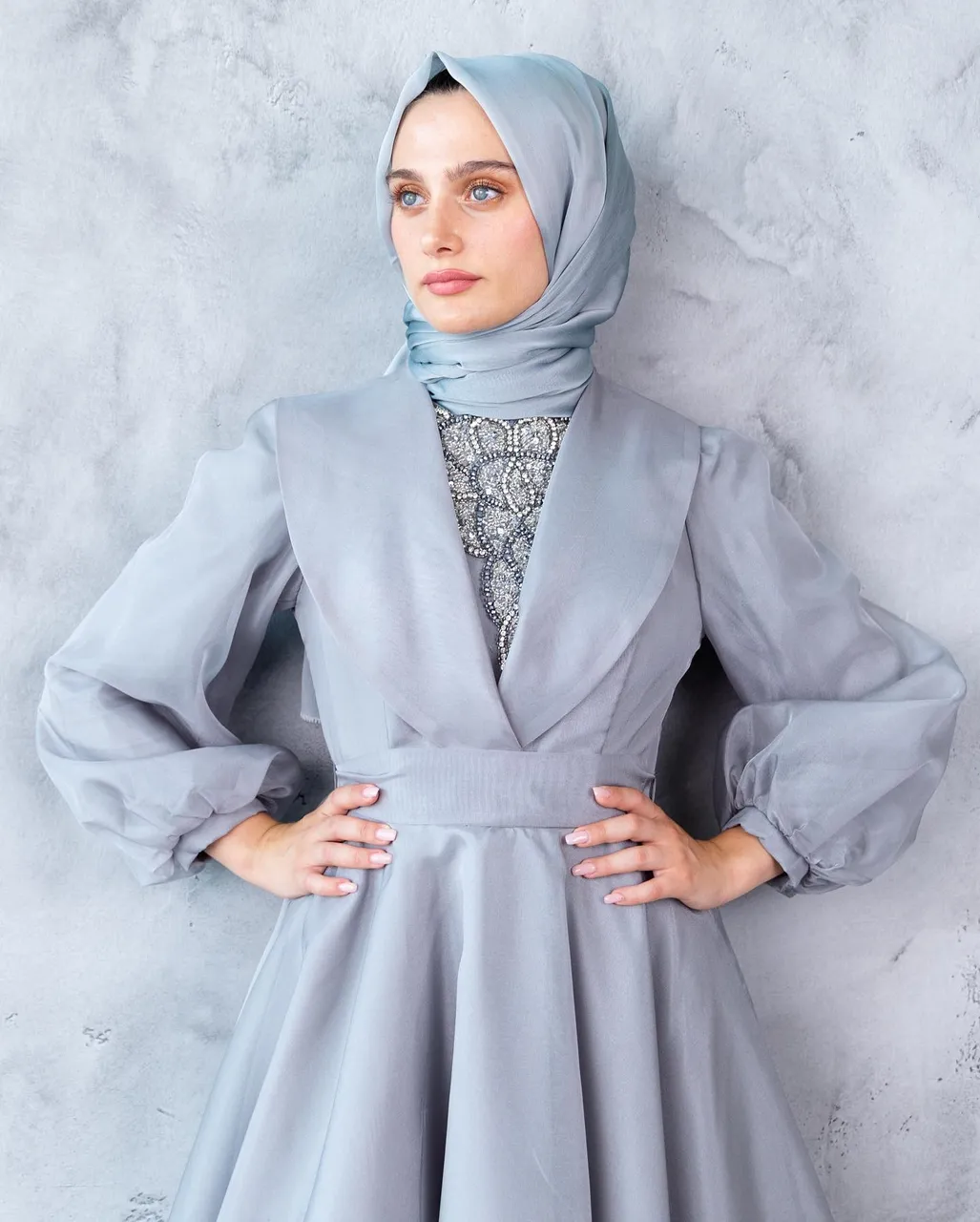 Candy Abiye💕
Organze kumaş uçuşluğunda,taşlı yaka işlemesiyle prenses olmak isteyenlere özel💕
Renk sçenekleri ve detay güzellikleri kaydırmalıda
👉Koşulsuz İade veya Değişim
✈️Ücretsiz & Hızlı Kargo
☎️👉Whatsapp:+90 532 272 57 09
#tesetturabiye #tasarımabiye #weddingdress #muslimweddingdress #muslimwear #hijabwear #tasarımabiye #eventdress #eveningdress#eveningdressmalaysia#sozelbisesi #nişanelbisesi #kesfetteyim#kesfetteyiz