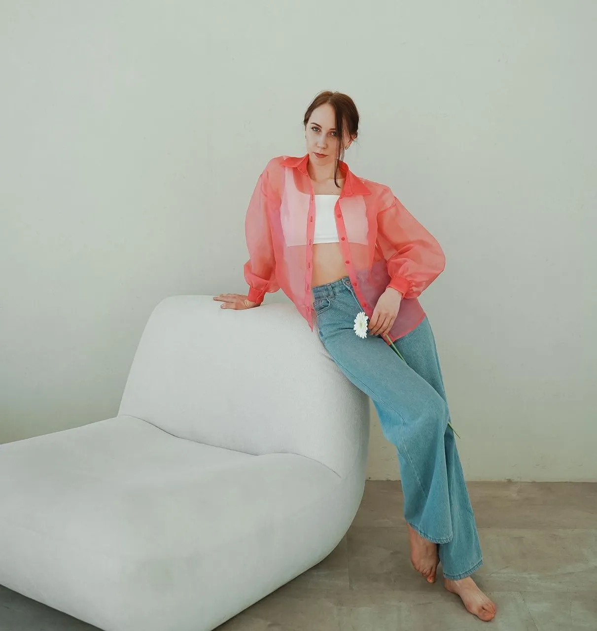 NEW COLOR BLOUSE 

Blouse in bright peach color from organza, straight cut, with voluminous sleeves