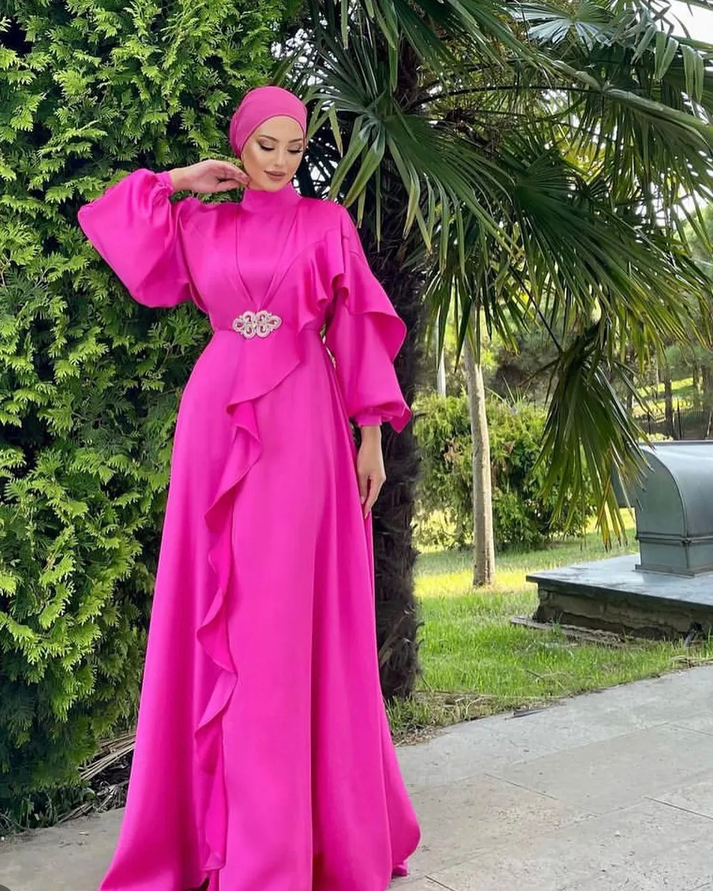 Helin Abiye -Özel Tasarım 💕
Satenin en gözalıcı renkleri ve tasarımları ahunarede
İlk alışverişinize özel 150₺ indirim ❤️
38-44 Beden Aralığı 💃
3 renk seçeneğiyle websitemizde ve mağazamızda🌈
Türkiye ve Tüm Dünyaya Hızlı Kargo 🛩
Kredi Kartına Taksit İmkanı
jü
Helin Hijab Evening Dress😍
38-44 EU Sizes Available
3 Color Option 🌈
Wordwide Express Delivery 🚚 
#tesetturabiye #tasarımabiye #weddingdresses #muslimweddingdress