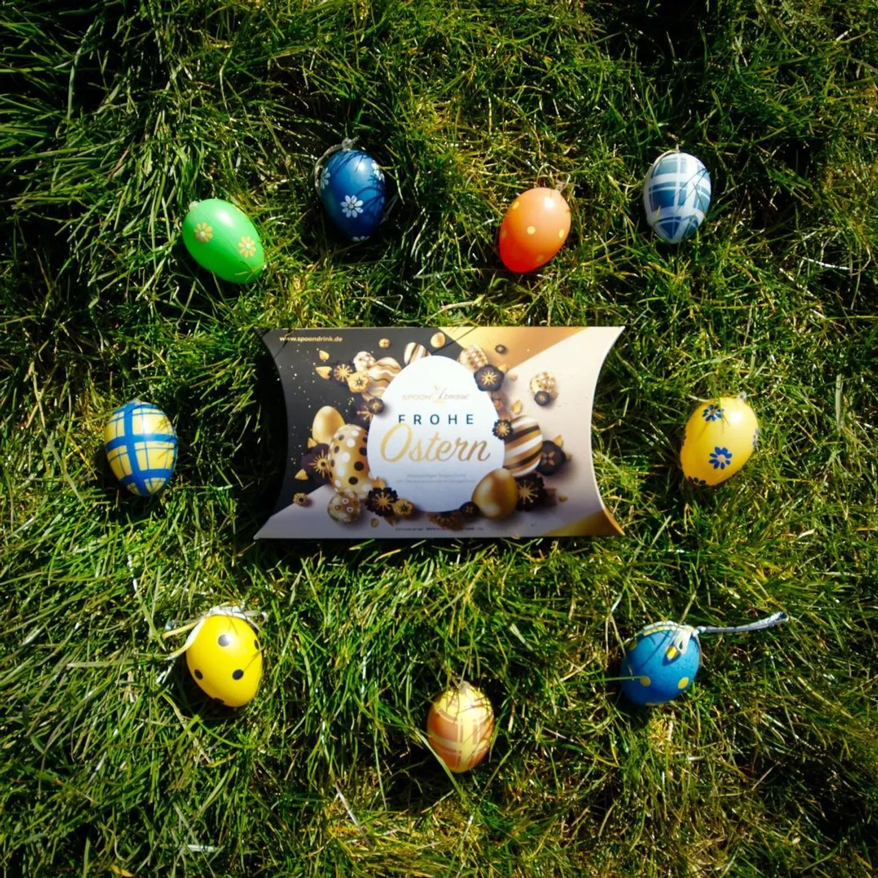 Schon entdeckt auf unserer neuen Webseite?
Wir haben exklusive Ostergeschenke für euch gebastelt 🐰
Sei also auch du der Held am Ostersonntag und schenke eine fantastische Spoondrink PillowBox im einzigartigen Oster-Design 🥰
#Spoondrink #TeeImLöffel #TeeGeschenk #TeeLiebe #OsterGeschenk #Ostern #TeeTrinken