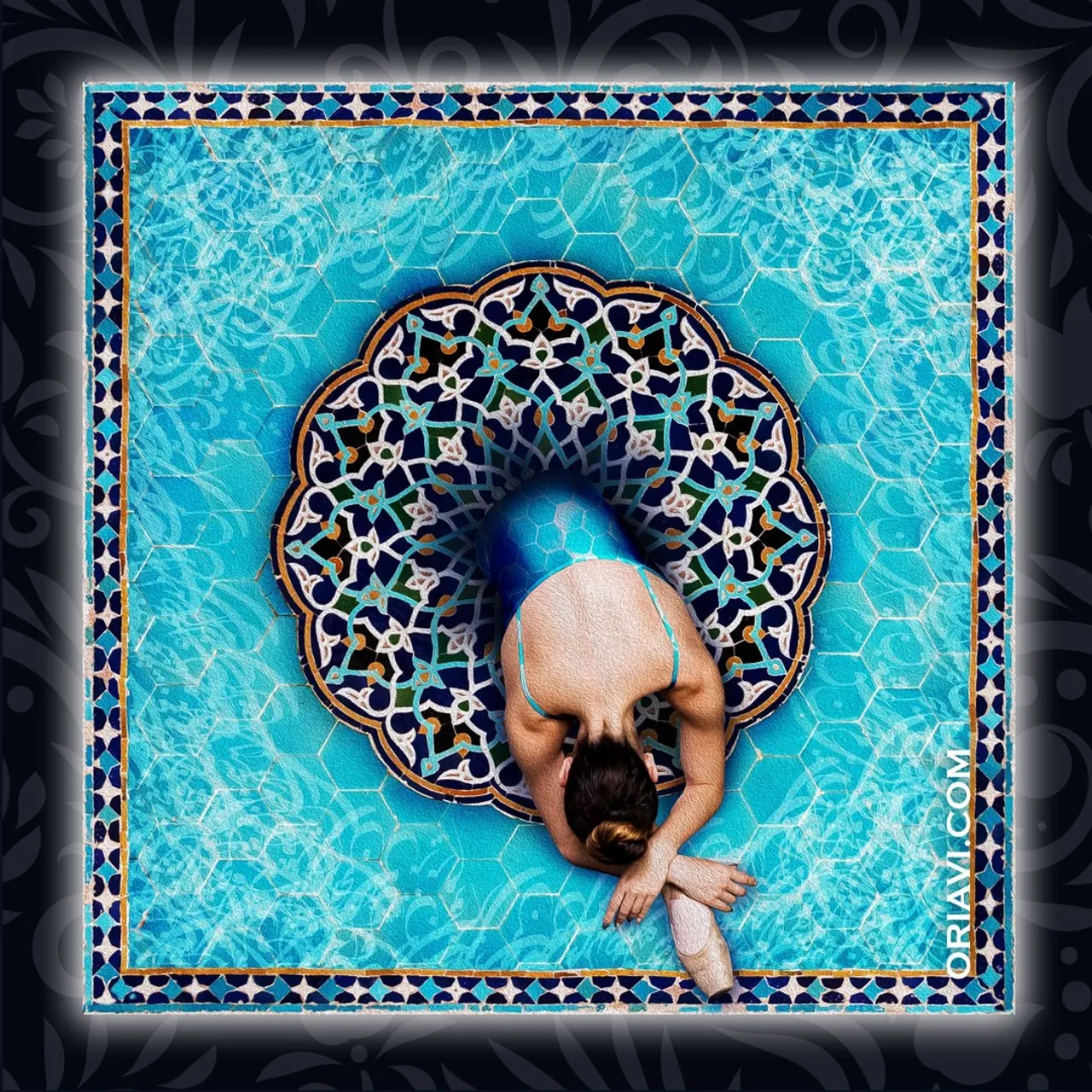 از صدای سخن عشق ندیدم خوشتر
Have you ever heard a better legacy in this whirling dome
یادگاری که در این گنبد دوار بماند
than the voice of Love, eloquently speaking

#حافظ
Are you looking for a stunning addition to your home decor, add some happy energy to your work space, or looking for the perfect gift for a friend, look no further; you are at the right spot!
✅ برای مشاهده سایزها و قیمت ها به وبسایت ما مراجعه کنید. لینک در بایو @oriavi.shop
✅Visit our website to view sizes and prices. Link in Bio @oriavi.shop

#oriavi #wallart #art #homedecor #walldecor #artwork #illustration #modernart #etsy #abstract #canvas #digitalart #iranian #persian #calligraphy #rumi