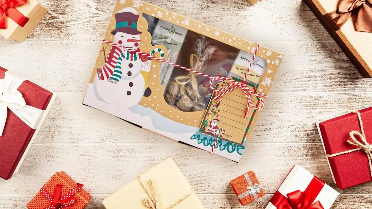 Die große Nachfrage an unserer Weihnachtsbox ist unglaublich 🥰
Wir bedanken uns für all eure Bestellungen und sind rund um die Uhr dabei die Boxen zu packen und auf den Weg zu euch zu schicken 🎅🏻
PS: Es sind nur noch ganz wenige Weihnachtsgeschenke übrig! Also seid schnell, sonst könntet ihr leer ausgehen 🥵
#Spoondrink #WeihnachtsGeschenk #WeihnachtsBox #TeeImLöffel #LöffelTee #TeeGeschenk #Tee #TeeLiebe