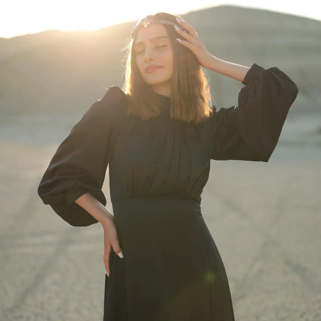 Irmak Abiye😍
Muntazam pliseler ve yuvarlak gelen bel kesimiyle zarafet vaadeden tasarımda hangi renk favoriniz? yorumlara bekliyoruz😍
Fiyat: 975 tl💳
İlk alışverişinize özel 150₺ indirim ❤️
38-44 Beden Aralığı 💃
4 renk seçeneği (Sağa Kaydırın) 🌈
Türkiye ve Tüm Dünyaya Hızlı Kargo 🛩
Kredi Kartına Taksit İmkanı

Karel Hijab Evening Dress😍
Price: 160€ - 159$
38-48 EU Sizes Available
4 Color Option 🌈
Wordwide Express Delivery 🚚 
#tesettürabiyemodelleri #hijabfashion #tasarımabiye #tesetturbutik #tesetturnisanlik #hijab #hijabootd#zarifabiye#weddingdress #muslimweddingdress #muslimwear #eveningdress#eventdress #muslimweddingindonesia