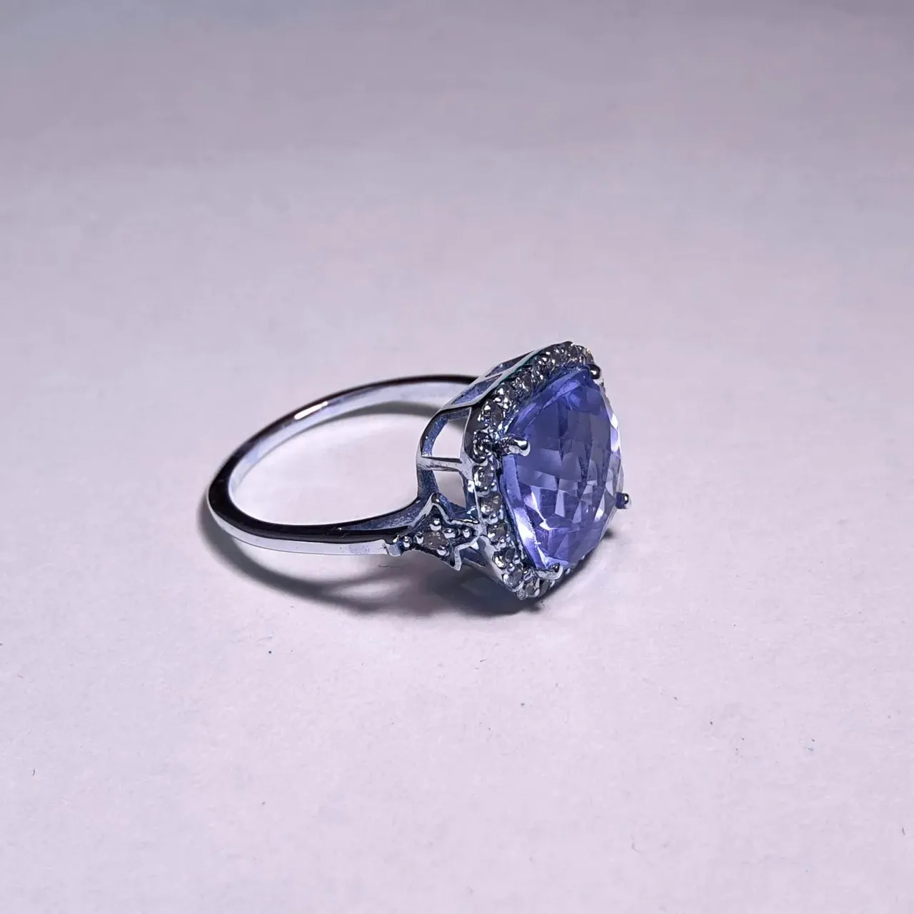 Gem stone ring

www.etsy.com/shop/sksonijewels
