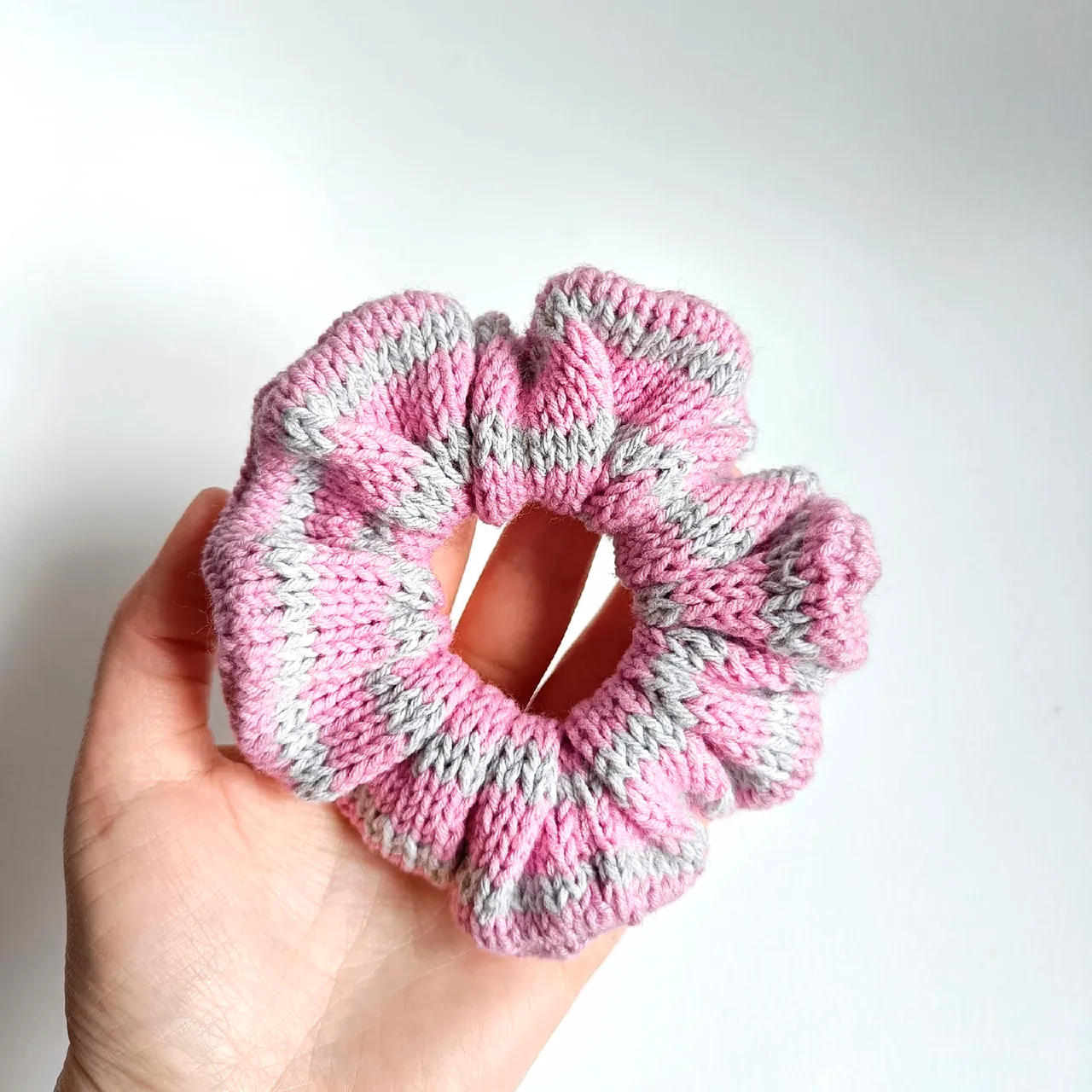 Hi all! There is a big update of knitted scrunchies in my shop! Enjoy!
https://ballwool.com/shops/ArtKnitDesign