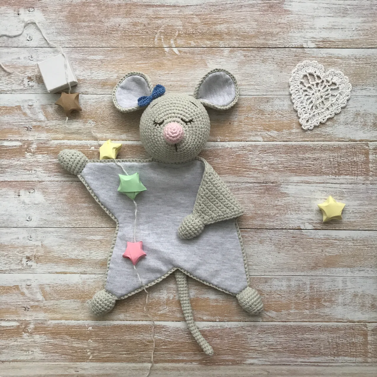 Mouse toy can be bought in the storeMouse toy can be bought in the store