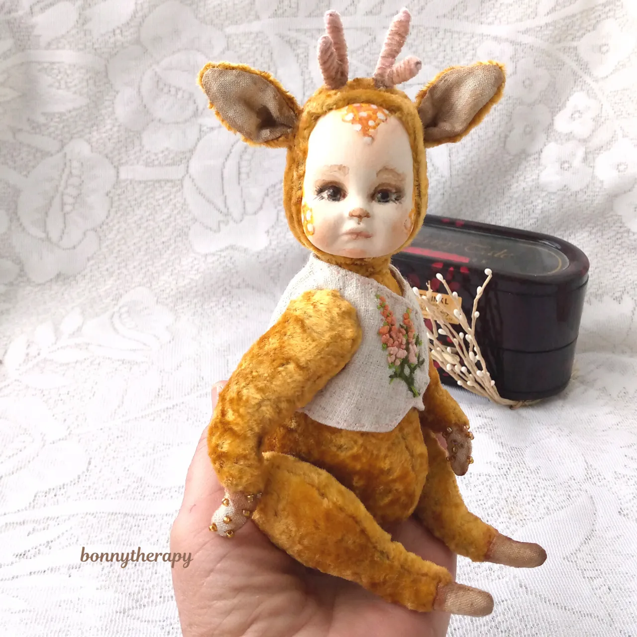 What do you think about dolls like teddy dolls?
Do you like them or not?