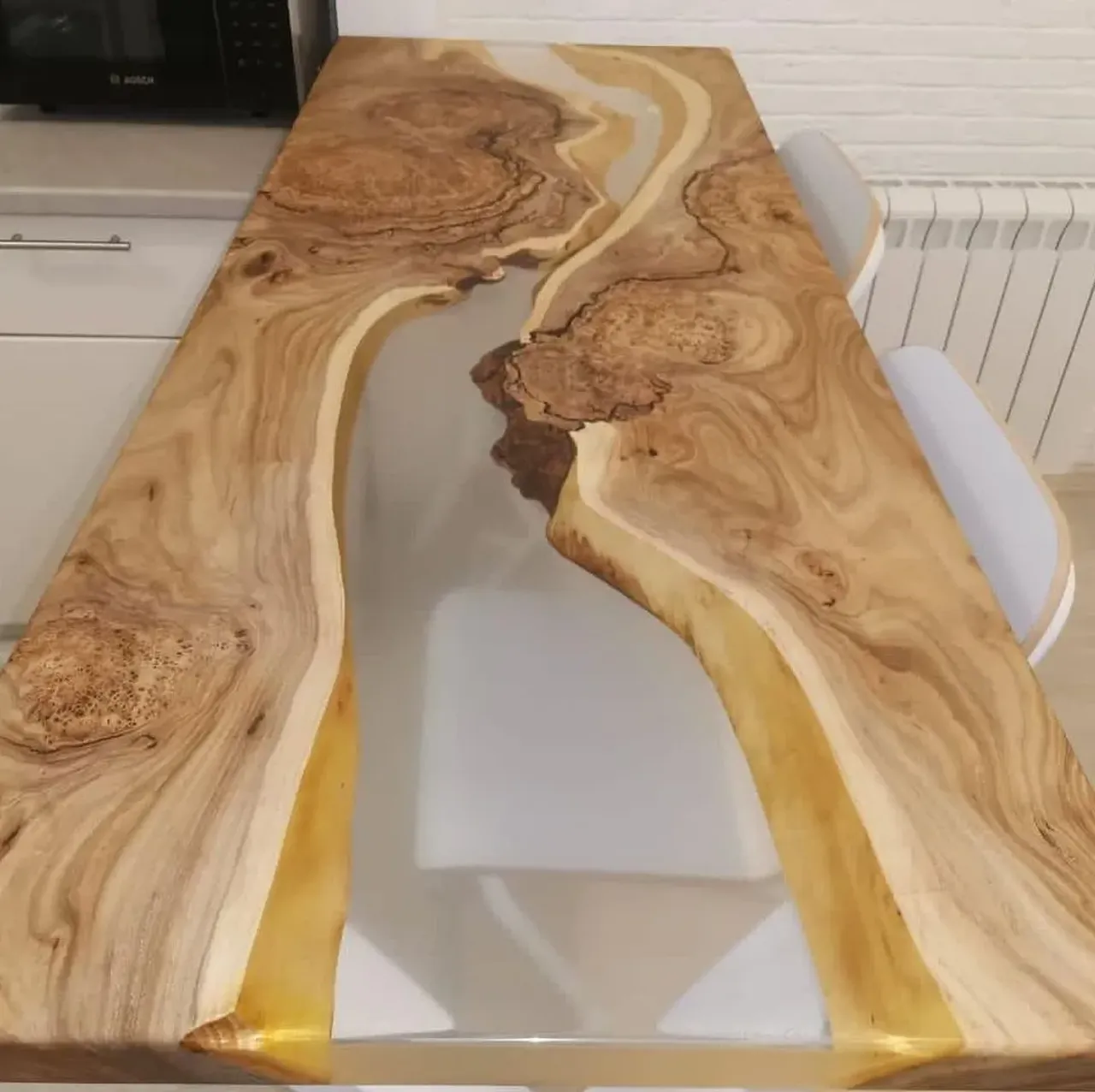 Что я могу сказать, люди четко знали чего хотят, и они были правы!

@rimsha_wood
#r_w #rimsha_wood
#мебельназаказ #мебельиздерева #слэб #подарок #спил #стол #разделочныедоски #подаркииздерева #лофт #массив #столярнаямастерская