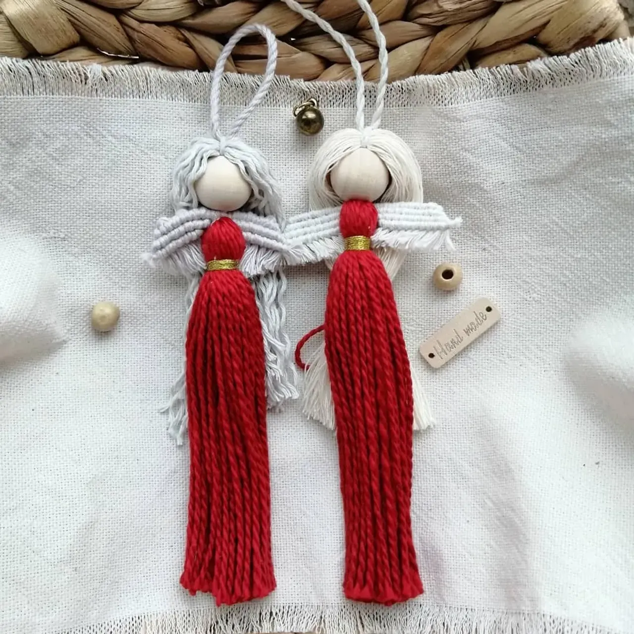 МОДНЫЙ ПОКАЗ) 👌♥️

👐АНГЕЛЫ
👐БЕРЕГИНИ
👐ФЕИ

🤗Так много впереди праздников, и так много поводов подарить себе и близким маленькое чудо!)🧡💜💛

Смотрите, впечатляйтесь! 🥰🥰🥰
💜
Напоминаю: ангел стоит 300 ₽, при покупке от 3 шт. предоставляется скидка) 
.
#макраме
#рукоделие
#подарок
#подарки
#панно
#панномакраме
#мaкрамепанно
#экозабота
#эко
#челябинск
#южноуральск
#новыйгод
#новогоднийдекор
#декор
#аксессуары
#креатив
#makrame
#macrame
#macramedecor
#macrameart
#bohostyle
#bohodecor
#handmade
#christmas
#уютности
#уютвдоме
#macramelover
#angel
#angels
#ангел