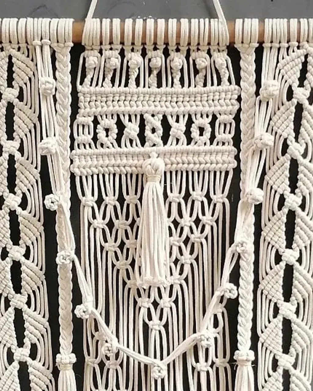 ПОГОДА ИМЕЕТ ЗНАЧЕНИЕ... 🤔

Имеет, конечно!) 😊✔️
Вот попробуй сними то, что с такой любовью придумывала и плела-переплетала! 🥰🥰🥰
❤️💙🧡

Здесь видно, как хорош сизаль в сочетании с хлопком, какая "вкусная" текстура хлопкового плетеного шнура! 🤔🤗🤗
И, да, когда погода в душе отличная, то и дождливый ветер нипочём!!! 🎉🎉🎉

Особенно рядышком с таким панно) ✔️✔️✔️

ПАННО свободно. 😊
2500 ₽

Хлопковый плетёный шнур 3 мм от @promacrame👌❤️

🚫ПРОДАНО, повтор возможен. 

🧡🧡🧡
#макраме
#macrame
#macramedecor
#macrameart
#макрамечелябинск
#macramebag