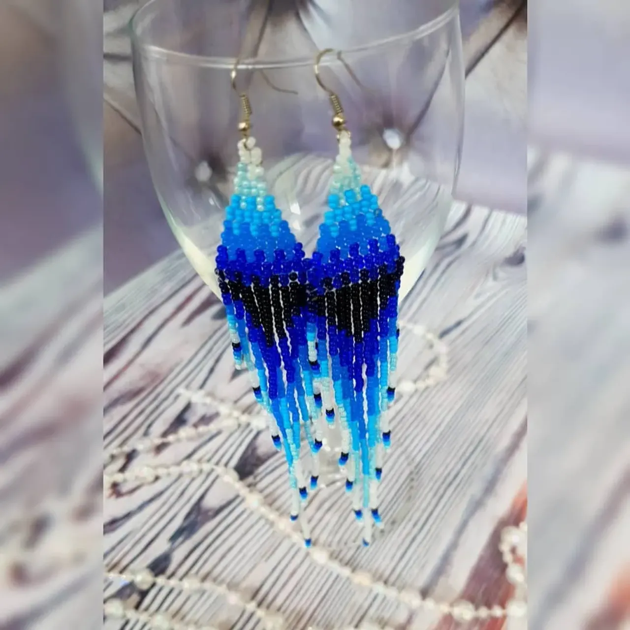 Серьги кисти из бисера 
Цена 150грн
#серьгиручнаяработа #серьгиукраина #серьгиизбисера #аксесуарыукраина #аксесуарыручнойработы #аксесуарыодесса #аксесуары