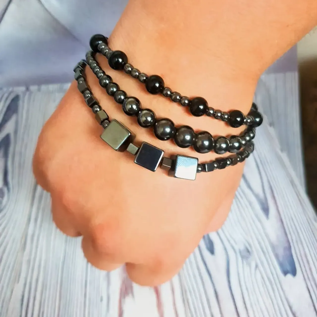 Мужской браслет из гематита 
Цена 400 грн
#мужскойбраслет #мужскиеаксессуары #изделияизбусин #аксесуарыручнойработы #аксесуарыукраина #аксесуарыодесса #аксесуары