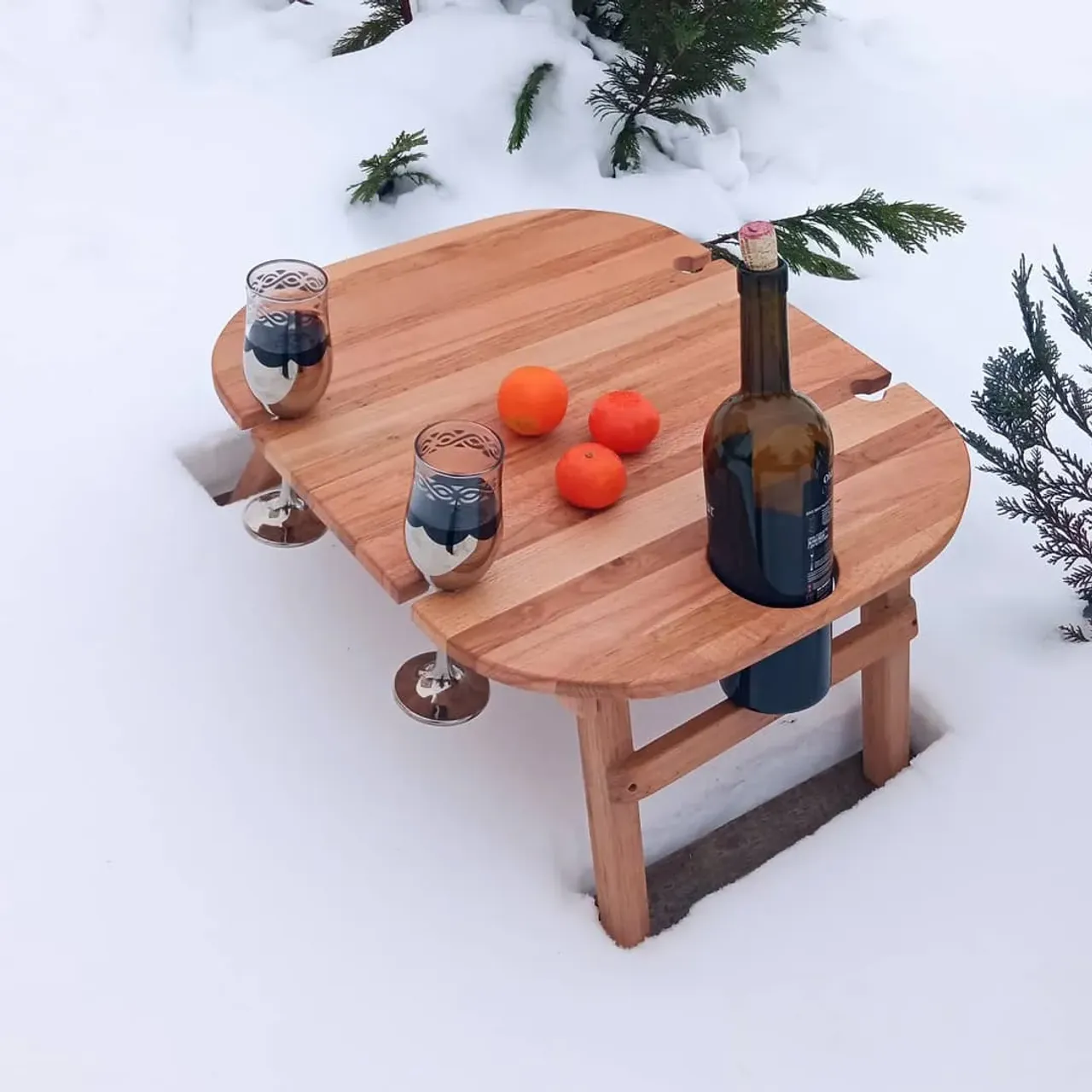Прощаемся с зимой.

Столик для вина и закусок.
Ручная работа.

#столикдлявина #ручнаяработаиздерева #столикскладной #столикиздерева