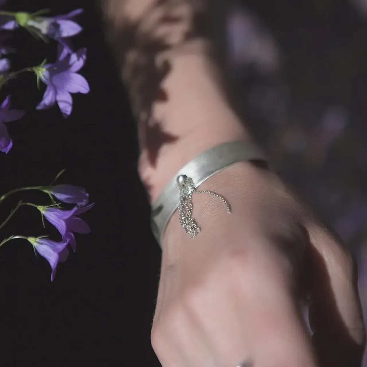 Акцент на руки
-
#golivebraclet#golivearings #акцент #аксессуар #серебро #украшенияручнойработымосква #москваювелирка