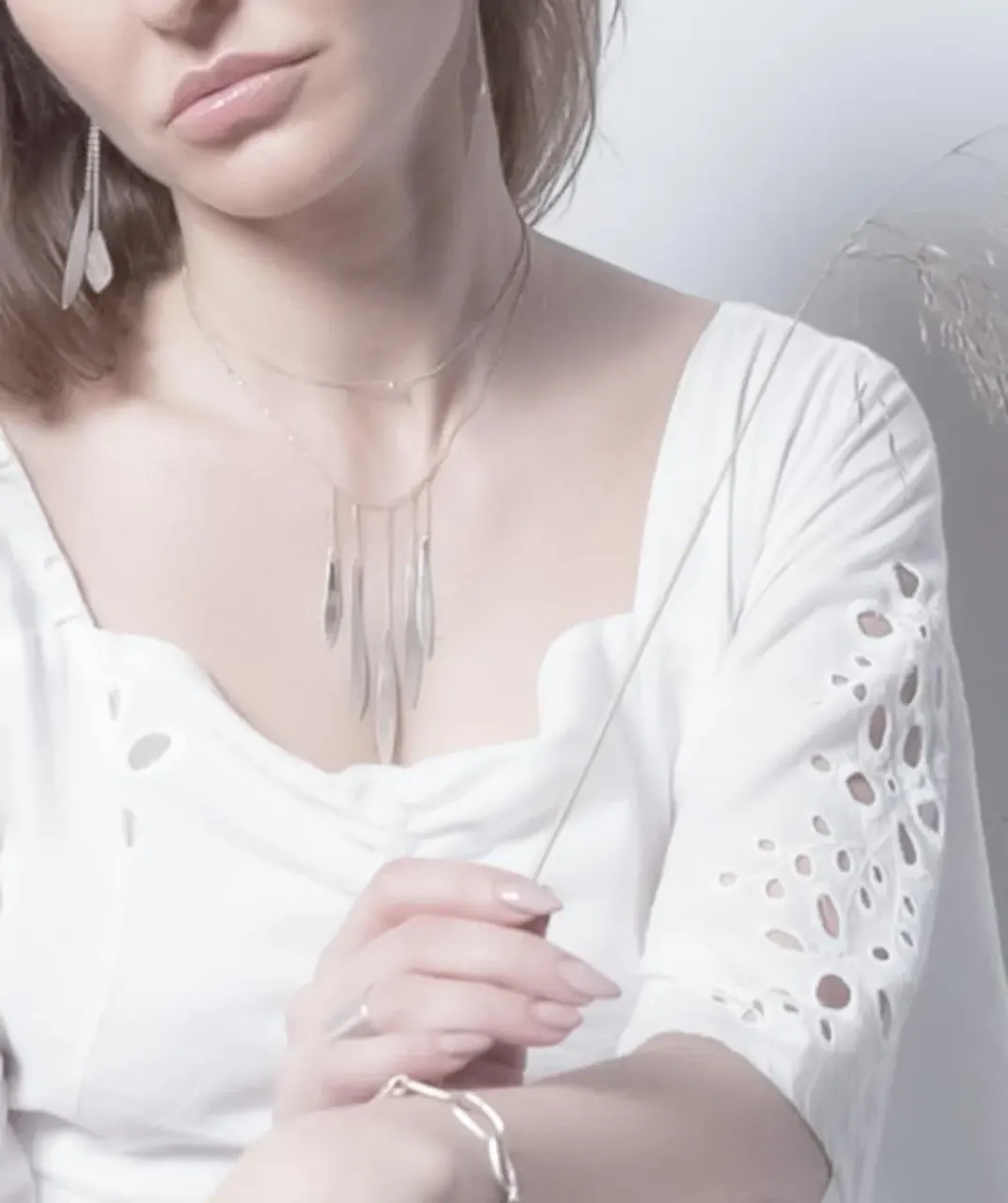 Осень. Тени лета. Шум ветра.
-
#goliveset#golivearrings#golivenecklace#комплект#ювелирныеукрашения #серебро#актуально #стиль
