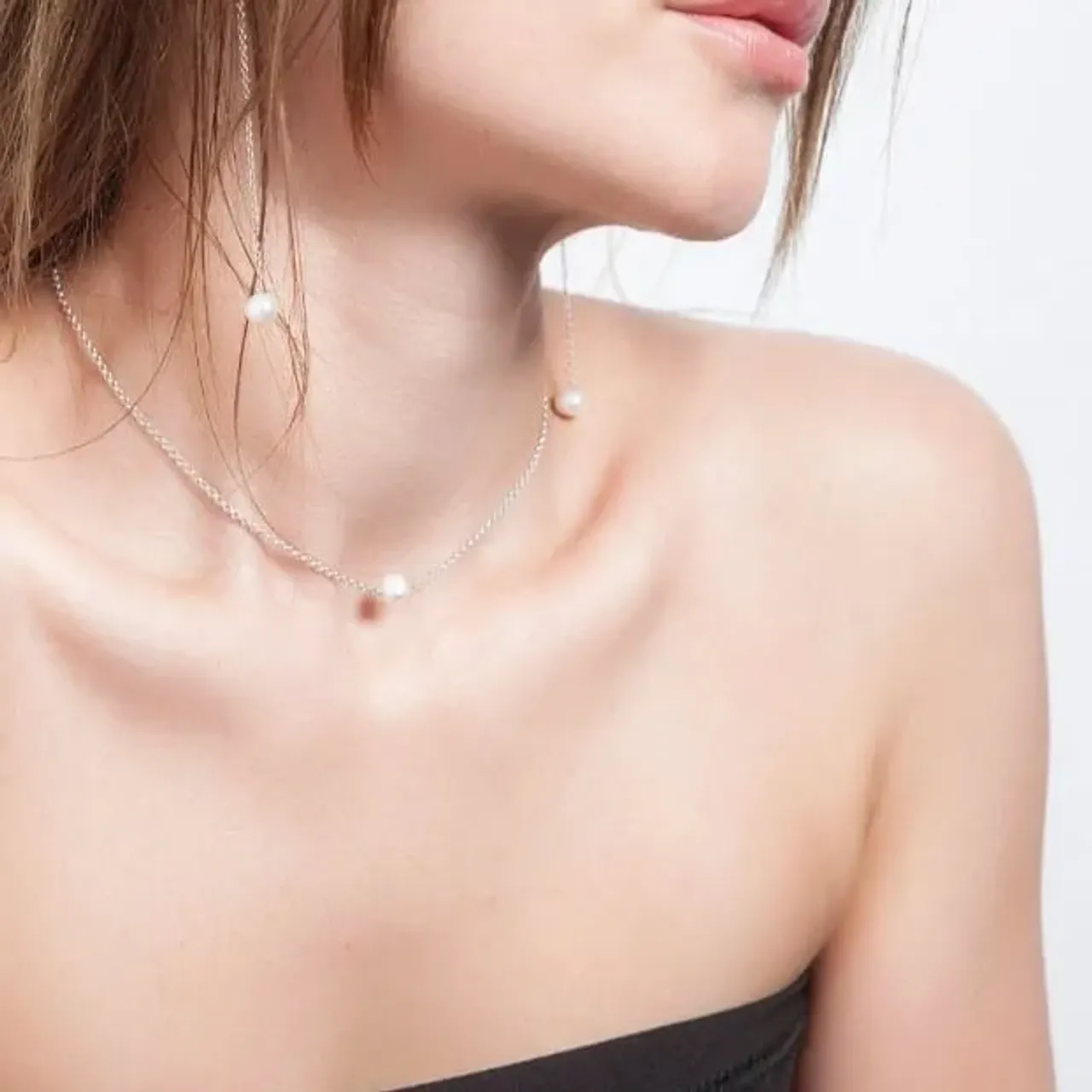 Изысканный комплект.
Чокер и длинные серьги с жемчугом.
-
#golivearrings #серьги#silver#серебро #серьгикольца#украшенияназаказ #ювелирныеукрашения #аксессуар #накажыйдень#актуально#актуальнеукрашения#goliveset