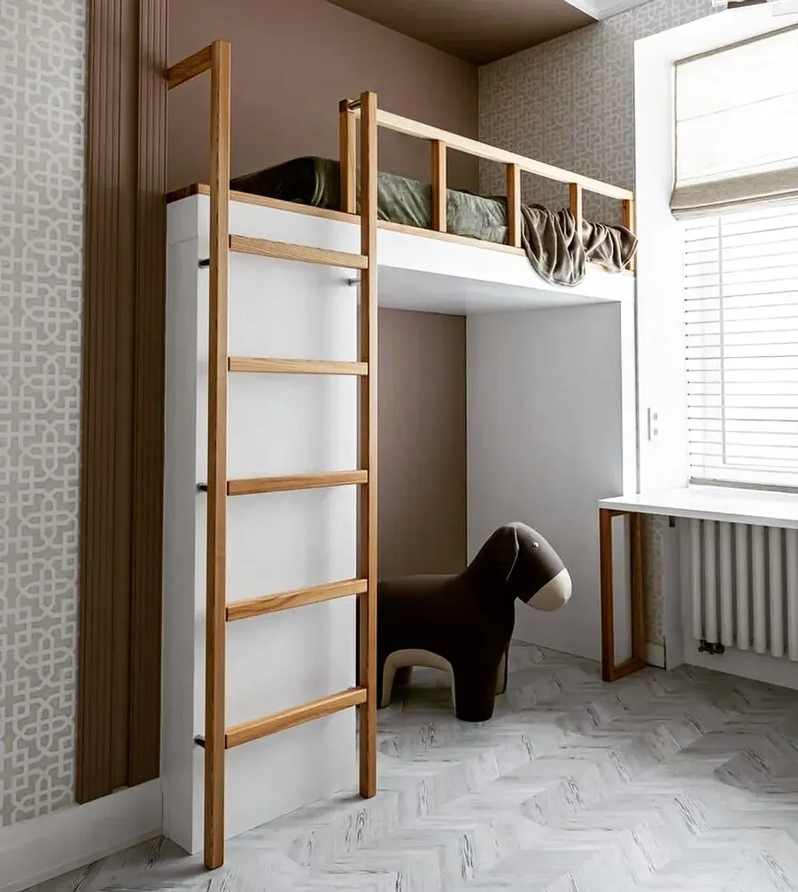 Кровать-чердак нашего производства, изготовлен из дерева и фанеры, лестница и ограждение из массива ясеня!!! Воплощён в жизнь проект design&stule от @design_a_studia ✅. Изготовим любую мебель из дерева!!!!!👍 📞8-912-826-18-75
💥💥💥💥💥💥💥💥💥
#детскиекровати #детскиекроватиназаказ #деревянныеизделия #кроватиизмассива #кроватиназаказ #мебельвдетскую #мебельвдетскуюкомнату #мебельвдетскуюназаказ #кроватьчердак #кроватьчердакназаказ #кроватикиров #массив43 #design #designinterior —————————————————————-
PS: Шикарные фото от @ivanblagushin !👍