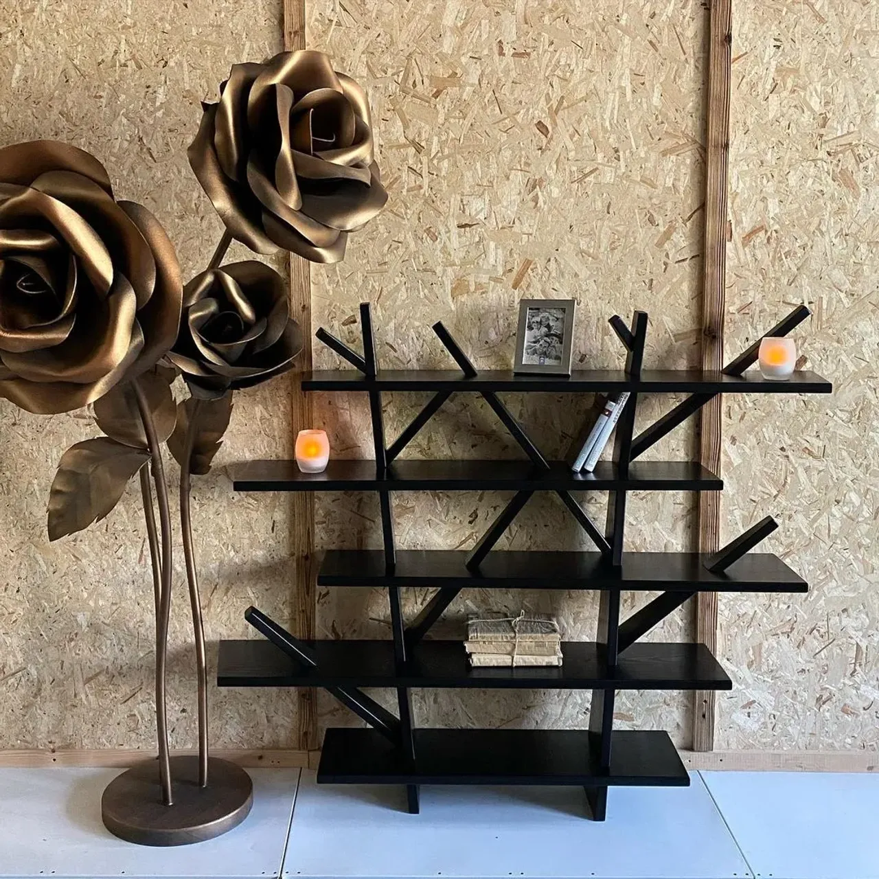 В работе очередной проект от @dudin43 . Наша задача: тумба или полка под TV в виде дерева и большой квадратный стол 1500х1500. Он пока ещё в работе!☝️ Все это делается исключительно из массива ясеня.
💥Мы как волшебники, исполняем Ваши желания💥, если конечно договоримся)))
📲8-912-826-18-75
—————————————————————
#тумбаподтв #тумбадерево #дерево #дерявянныеизделия #стеллажиздерева #деревовинтерьере #столярнаямастерская #мебельназаказ #мебельиздеревакиров #работапопроекту #тумбаподтелевизор #стильнаятумба #стильнаяполка #woodworking #wood #massiv43 #чернаямебель