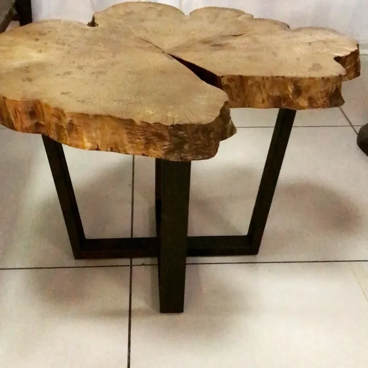 Приветствуем Всех!!! Как Вам наши столики? Есть большие и маленькие)))!
📞✍️8-912-826-18-75
#ножкиизметалла #слэбы #торцевыеспилы #столизкапа #коренькарагача #дубовыйстол #столизклёна #столынапродажу #столывкирове #деревянныеизделия #деревянныестолы #журнальныестолы #интерьер #оригинальныйстол #оригинальныйподарок #интерьерзагородногодома #столиздереваназаказ #мебельиздереваназаказ #деревяннаямебельназаказ #интерьерноерешение #производствомебели #мебелькиров ##качественнаямебель #массив43