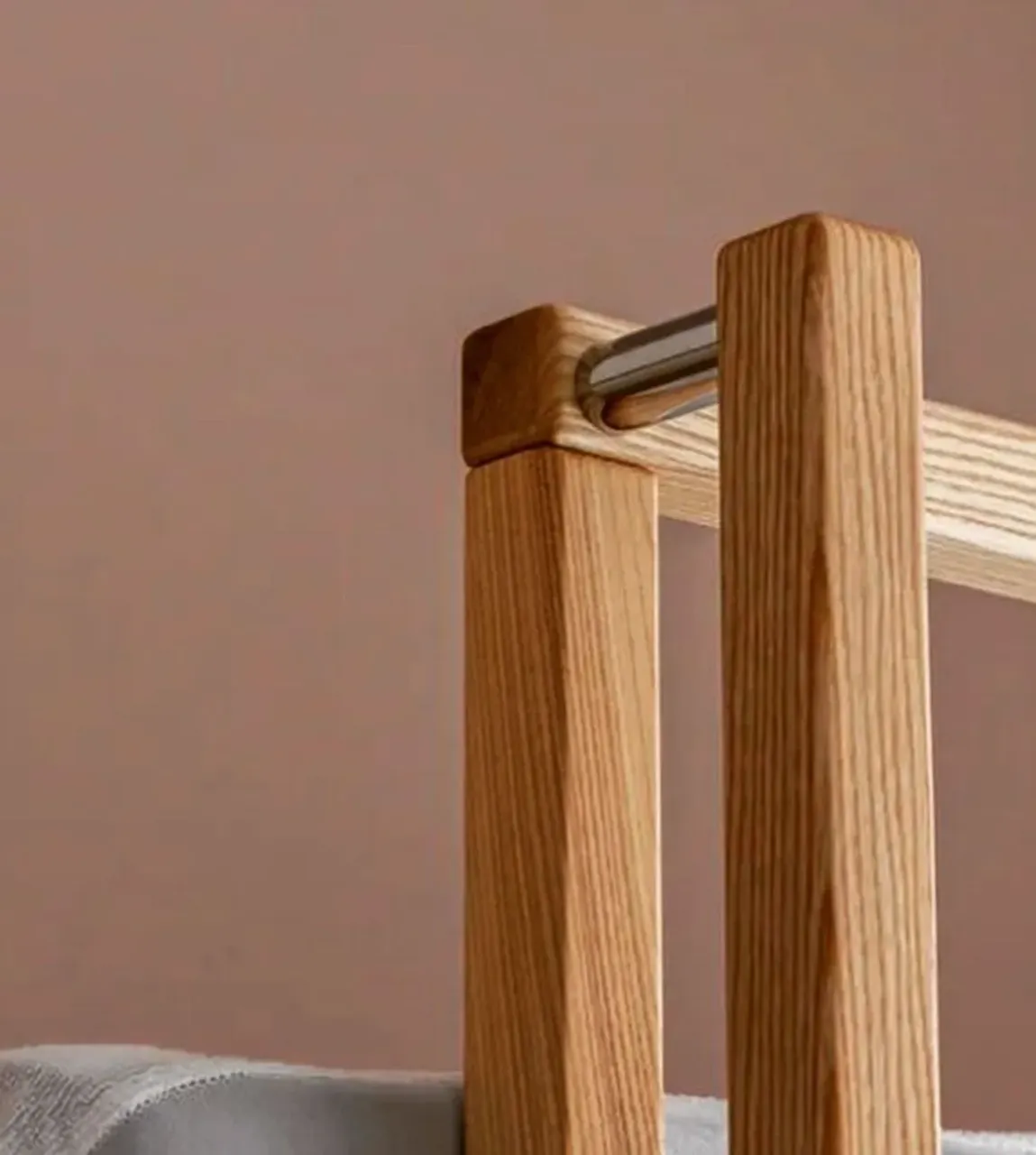 Кровать-чердак нашего производства, изготовлен из дерева и фанеры, лестница и ограждение из массива ясеня!!! Воплощён в жизнь проект design&stule от @design_a_studia ✅. Изготовим любую мебель из дерева!!!!!👍 📞8-912-826-18-75
💥💥💥💥💥💥💥💥💥
#детскиекровати #детскиекроватиназаказ #деревянныеизделия #кроватиизмассива #кроватиназаказ #мебельвдетскую #мебельвдетскуюкомнату #мебельвдетскуюназаказ #кроватьчердак #кроватьчердакназаказ #кроватикиров #массив43 #design #designinterior —————————————————————-
PS: Шикарные фото от @ivanblagushin !👍