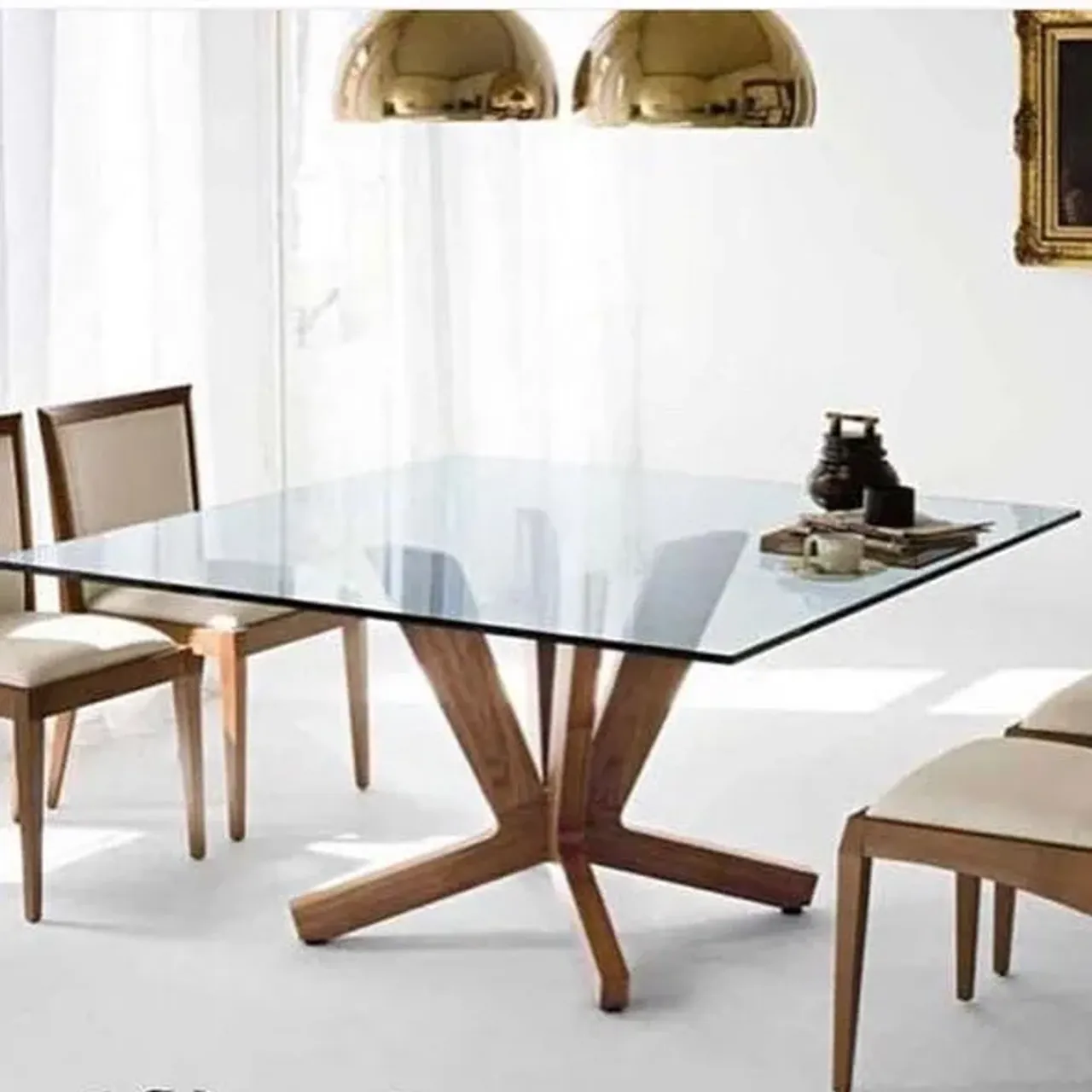 Весь Наш красивый стол перекрывают не менее красивые кресла от «Вишенок», @vishneviy.sad 🤟, на втором фото весь видно))), ну а третье фото 👉 с интернета, заказчик предоставил его, как желаемый образец . Мы справились: подстолье из массива ясеня, столешница из 10 мм стекла. Размер 1400х1400х750.
#столыназаказ #столы #столизстекла #деревянныйстол #стеклянныйстол #интерьер #обеденныйстол #обеденнаязона #столкиров #массив43 #столярнаямастерская #творческиелюди #всямебельназаказ #заказстола