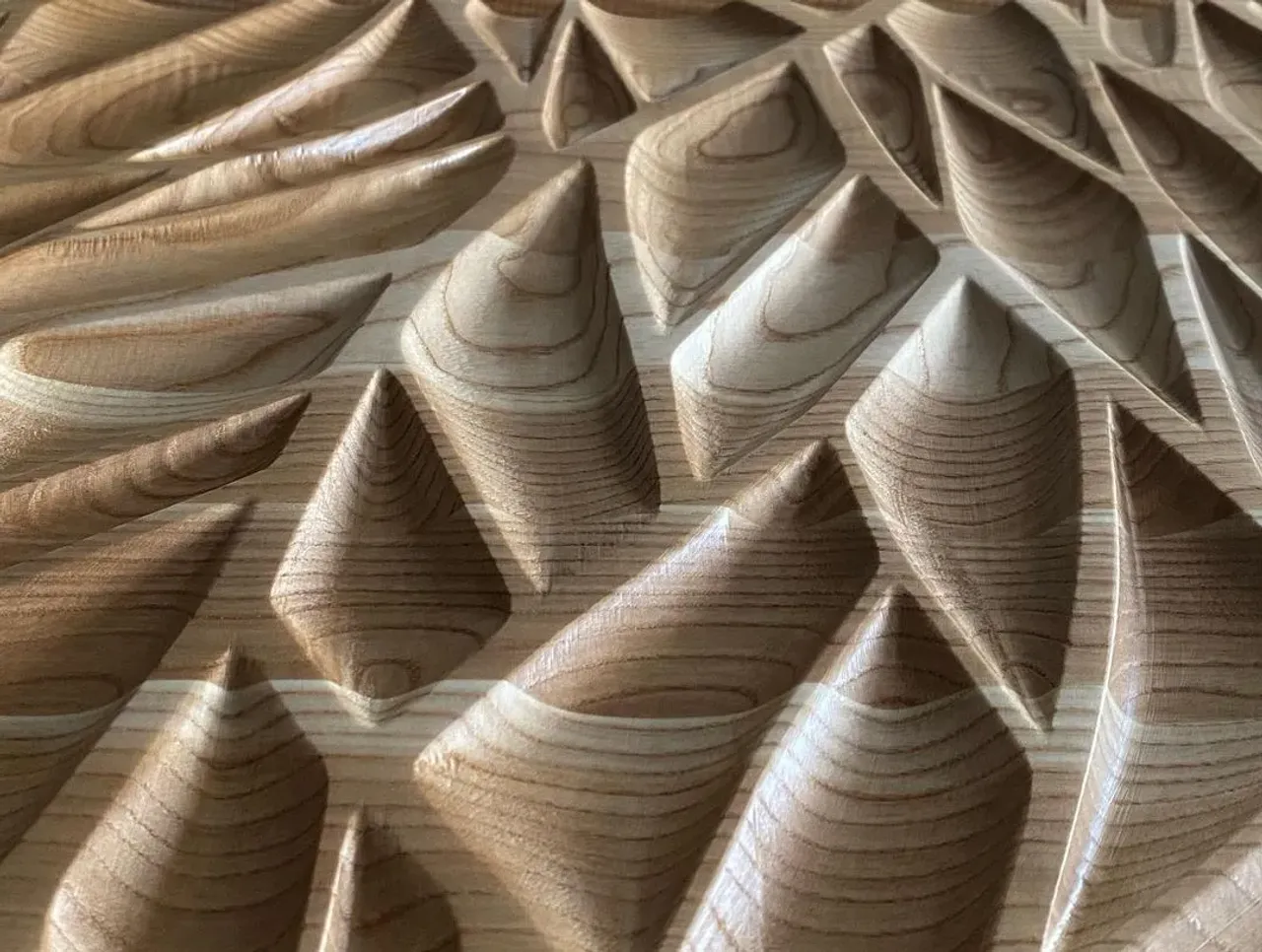 Дерево украсит любой интерьер! А тем более такое, как ясень!!! Вот такую тумбочку под TV, общей длиной 3,7 метра сделали по проекту @natau_design и установили сегодня . 3D фрезерованные фасады изысканно и богато подчеркнули весь интерьер!!! Ну а мы поехали дальше.... Нас ждут новые заказчики!👍
Если Вам понадобиться Деревянная мебель, Вы знаете куда звонить
👉📲8-912-926-18-75
#мебельиздерева #деревяннаямебель #деревяннаямебельназаказ #тумбыиздерева #тумбыподтелевизор #тумбаподтв #тумбаподтелевизор #3дфасады #3d #фасадыиздеревакиров #интерьер #работасдизайнерами #загородныйдом #мебельвзагородныйдом #натуральнаямебель #мебельиздереввкирове #мебельизясеня #мебельизясеняназаказ #деревовинтерьере #interiordesign #interior #wood #woodworking