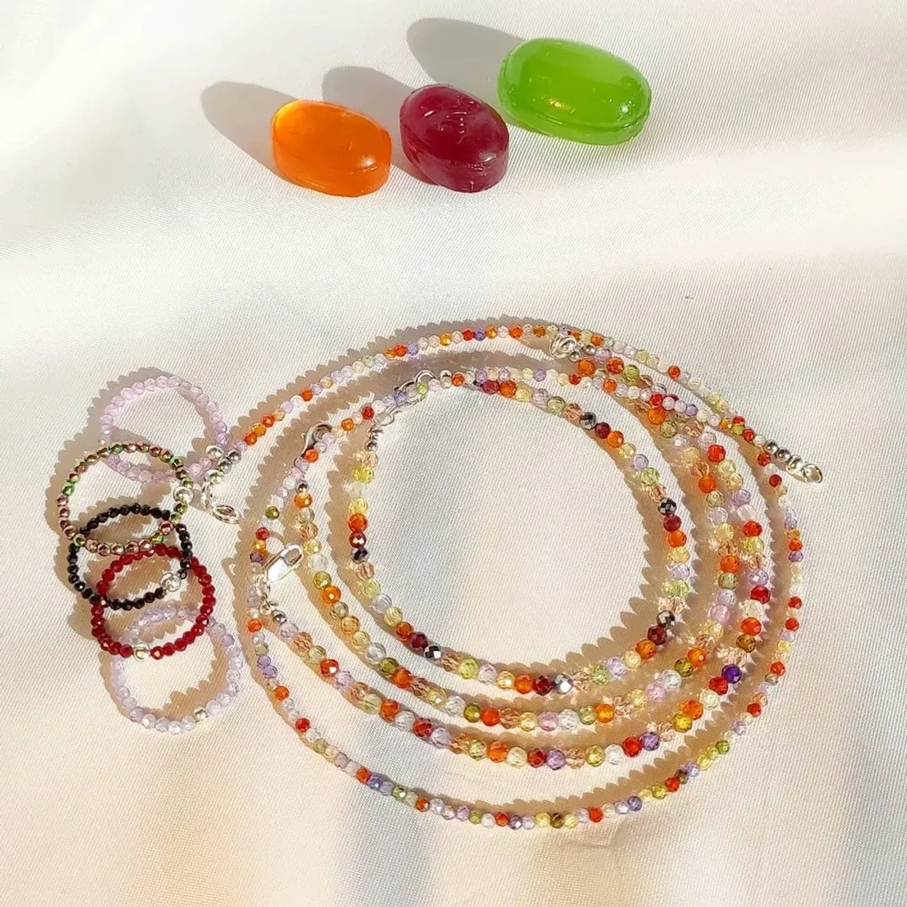 💐ВЕСНА, не правда ли?💐
Для создания весеннего настроения #oxy_jewellery предлагает ознакомиться с шикарными украшениями из
💎Циркона + серебро
Все цвета радуги собраны в крошечном
браслетике и чокере
✍️Обращайтесь в директ
💐Встретим ВЕСНУ вместе и с хорошим настроением💐
#браслетымосква
#браслетыизнатуральныхкамней #натуральныекамни #чокер #циркон #украшениямосква #украшенияизнатуральныхкамней #модныеаксессуары #8марта #8мартаподарок #подарокдевушке #подароклюбимой