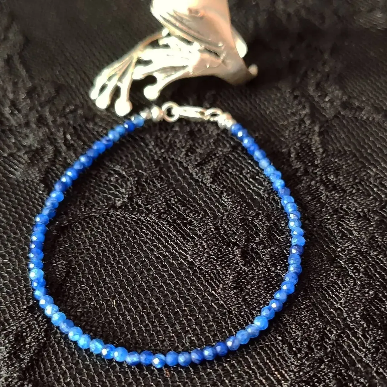 💖💖💖

💎КИАНИТ
Фурнитура серебро 925 пробы

12-14/02
@delhibazar 
Арбат 24, 2й этаж
С 12.00 до 20.00
Вход свободный 
 #кольеизнатуральныхкамней
#украшенияснатуральными камнями #украшенияскианитом #браслетымосква #браслетизнатуральныхкамней #натуральныекамни #украшенияизнатуральныхкамней #деньвалентина #деньвсехвлюбленных #oxy_jewellery