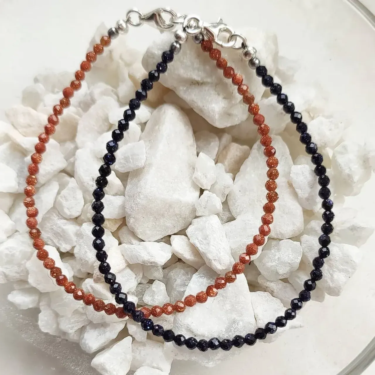 💎Авантюрин
Фурнитура серебро 925 пробы

12-14/02
@delhibazar 
Арбат 24, 2й этаж
С 12.00 до 20.00
Вход свободный 
 #кольеизнатуральныхкамней
#украшенияснатуральными камнями #украшениясавантюрином #браслетымосква #браслетизнатуральныхкамней #натуральныекамни #украшенияизнатуральныхкамней #деньвалентина #деньвсехвлюбленных #oxy_jewellery