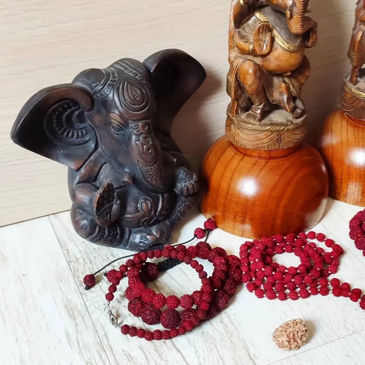 🇮🇳@delhibazar
Уже завтра
1️⃣6️⃣ по 1️⃣8️⃣/0️⃣4️⃣
С 13.00 до 20.00
Вход бесплатный
Арбат, 24, 2й этаж
#бусысрудракшей #рудракша #ом #омнамахшивайя #Шива #ганеша #индия #индуизм #шиваизм #джапамала108 #джапамала #маласрудракшей #oxy_jewellery