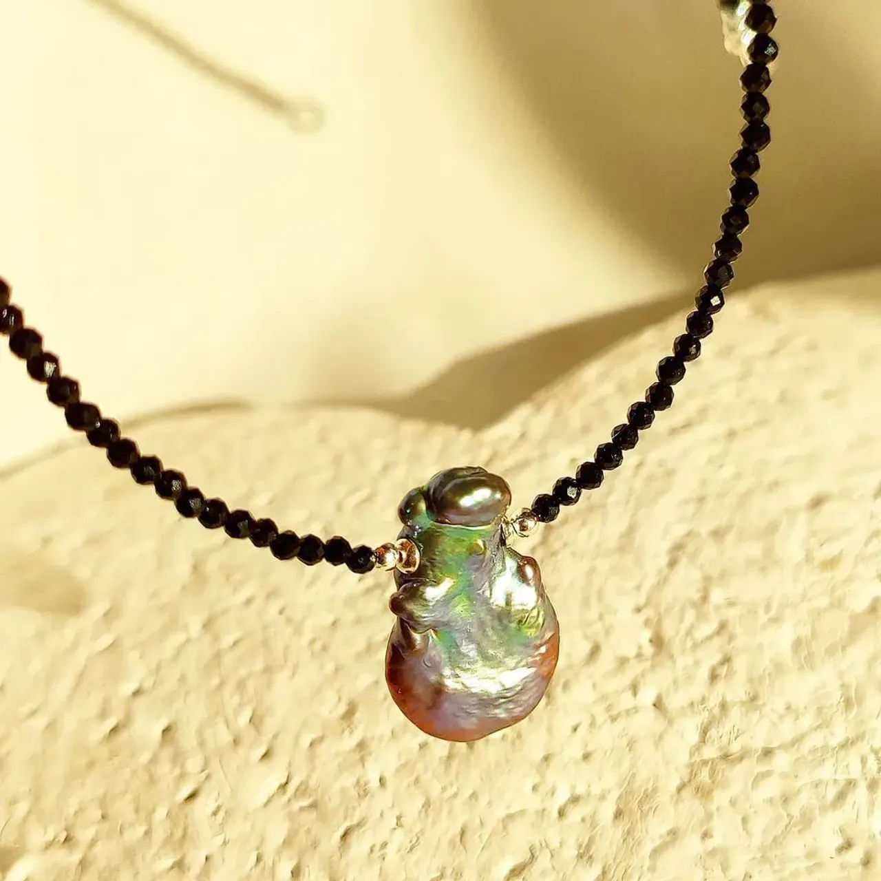 🎄🎄🎄🎄🎄🎄🎄🎄🎄🎄🎄
💎Чокер шпинель+жемчуг
🎁Новинки от #oxy_jewellery
11, 12, 13 декабря
@delhibazar
Старый Арбат д.24, 2й этаж
С 11.00 до 20.00
Вход свободный
#браслетыизнатуральныхкамней
#браслеты
#чокер
#украшения #украшенияизнатуральныхкамней