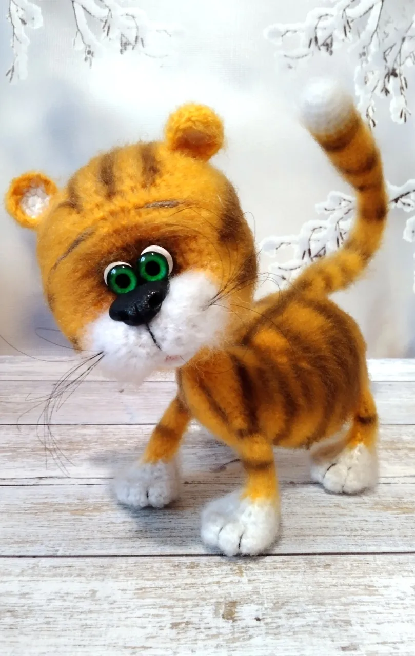 У всех драконы , а у меня тигр 💥💥💥
Я не знаю как так получилось , но я не связала ни одного дракона 😳
Первый как говорится пошел 👏🙌