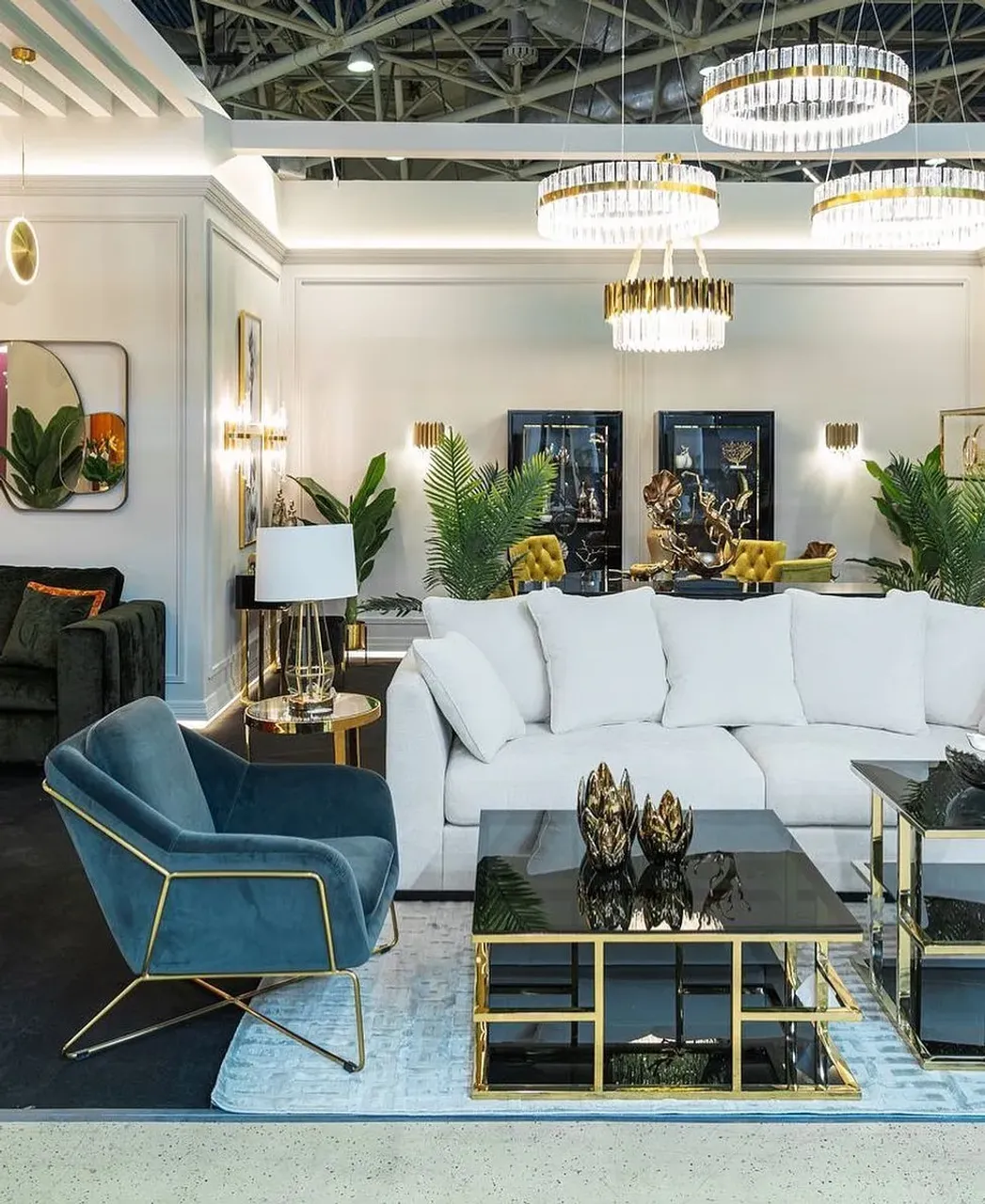 OUR INTERIOR ▫️
.
.
Meie kaubamärgi idee on Art Deco stiil, mis on loodud üllatama ja rõõmustama nii omanikke kui ka külalisi ✨ #interjöör #interiordesign #interior #tallinn #mööbel #tallinnmööbel