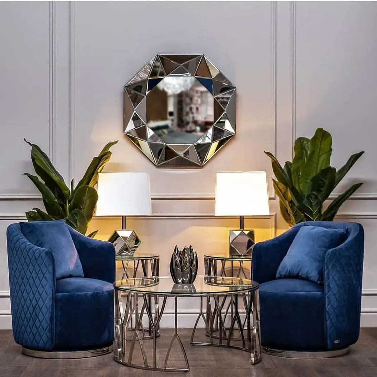 ◽️Interio Home interior : all details in the salon #interiordesign #interiortallinn ◽️Alati stiilne ja ainulaadne tulemus Interio Home interjööriga.. Kõik elemendid on müügil meie Tallinna salongis. #interjöör #sisustus #luksuslikmööbel #interiorhome #moodnekodu #kauniskodu #disainmööbel